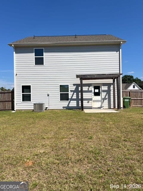 3 bedroom, 2.5 bathroom, 1,796 sq ft single family residence for sale at 579 Meadows Farm Drive, Monroe, GA 30655 — photo 5