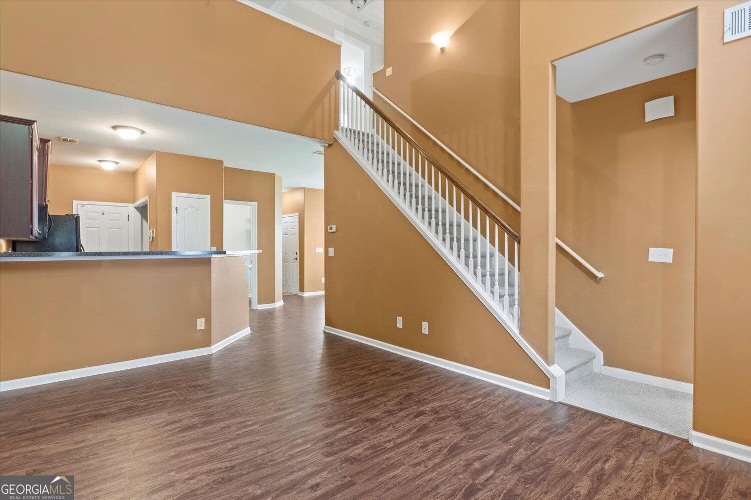3 bedroom, 2.5 bathroom, 1,700 sq ft townhouse for rent at 6293 Colonial View, Fairburn, GA 30213 for $2,300 a month — photo 6
