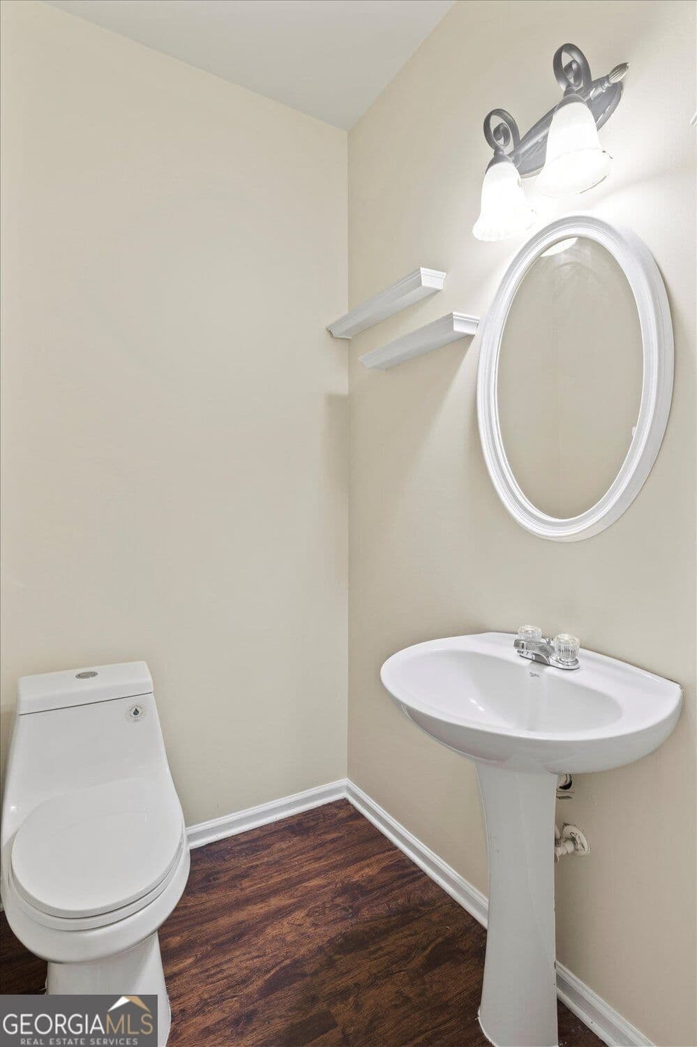 3 bedroom, 2.5 bathroom, 1,700 sq ft townhouse for rent at 6293 Colonial View, Fairburn, GA 30213 for $2,300 a month — photo 4