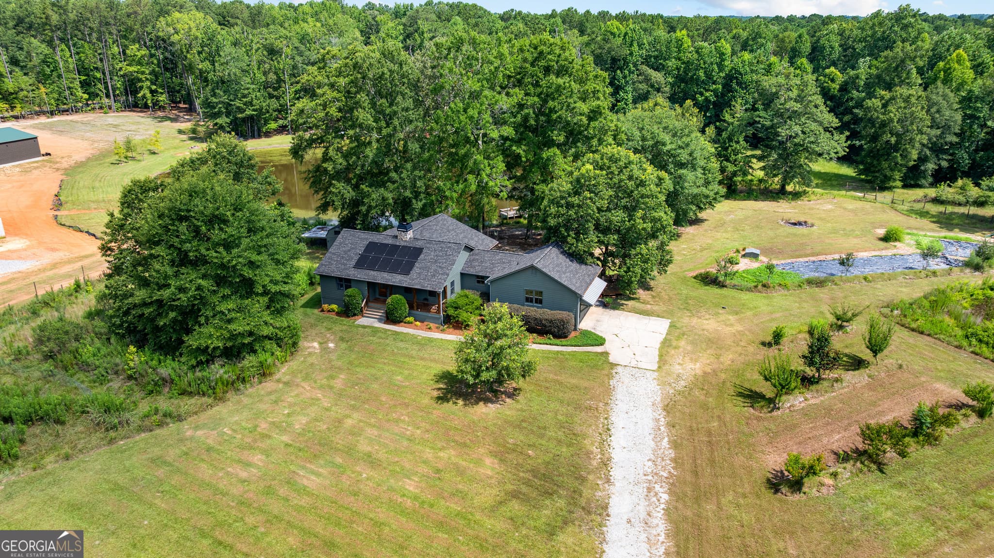 5 bedroom, 3 bathroom, 3,629 sq ft single family residence for sale at 456 W McIntosh Road, Brooks, GA 30205