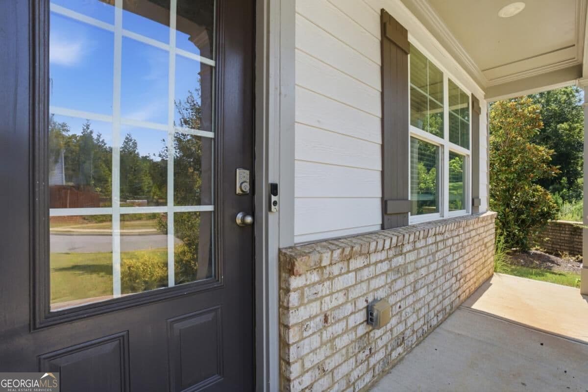 5 bedroom, 3 bathroom, 2,835 sq ft single family residence for sale at 10 Quail Pass, Dawsonville, GA 30534 — photo 2