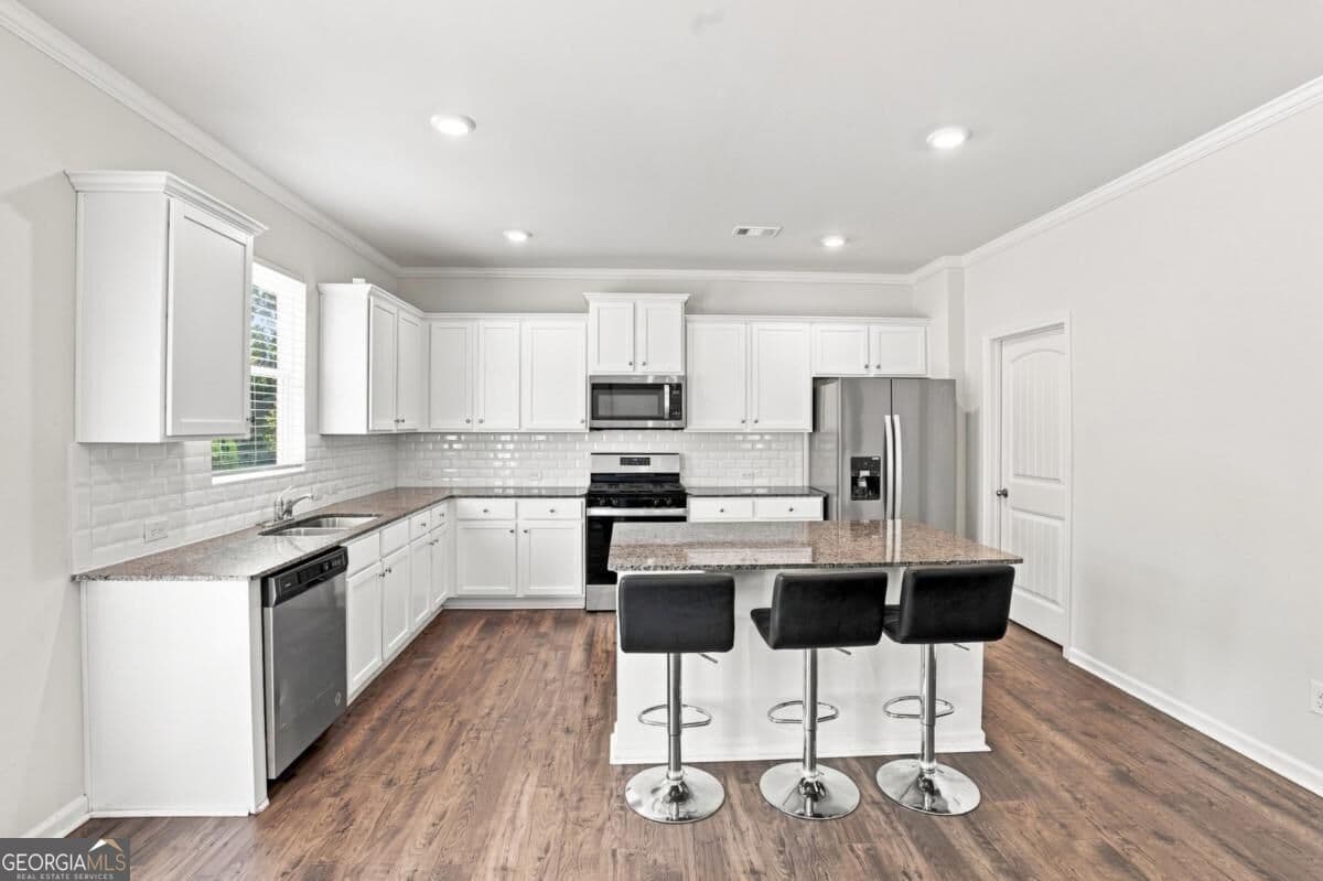 5 bedroom, 3 bathroom, 2,835 sq ft single family residence for sale at 10 Quail Pass, Dawsonville, GA 30534 — photo 6