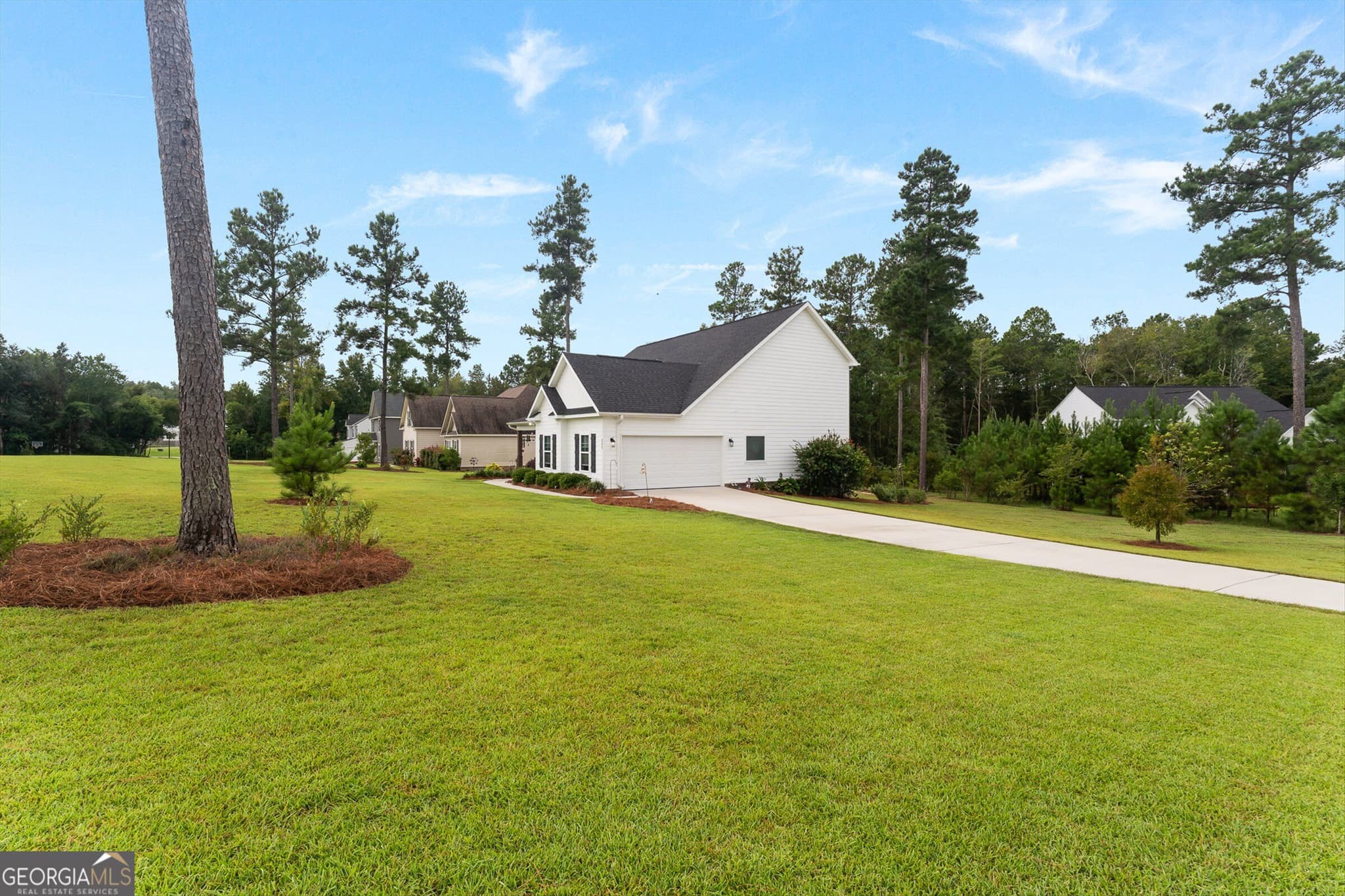 4 bedroom, 2.5 bathroom, 2,683 sq ft single family residence for sale at 302 Brighton Way, Statesboro, GA 30461 — photo 7