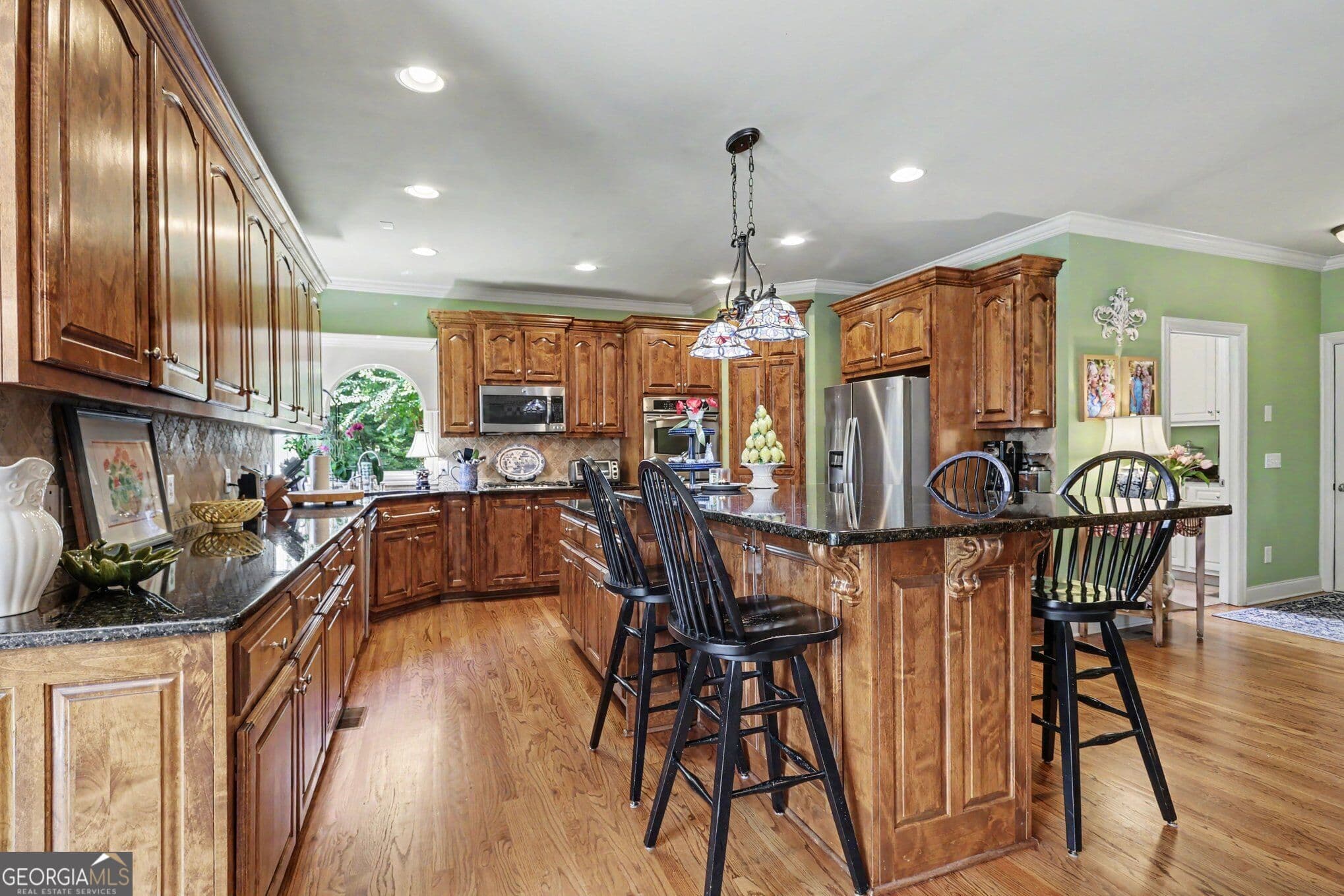 4 bedroom, 5.5 bathroom, 5,700 sq ft single family residence for sale at 4638 Cardinal Ridge Way, Flowery Branch, GA 30542 — photo 8