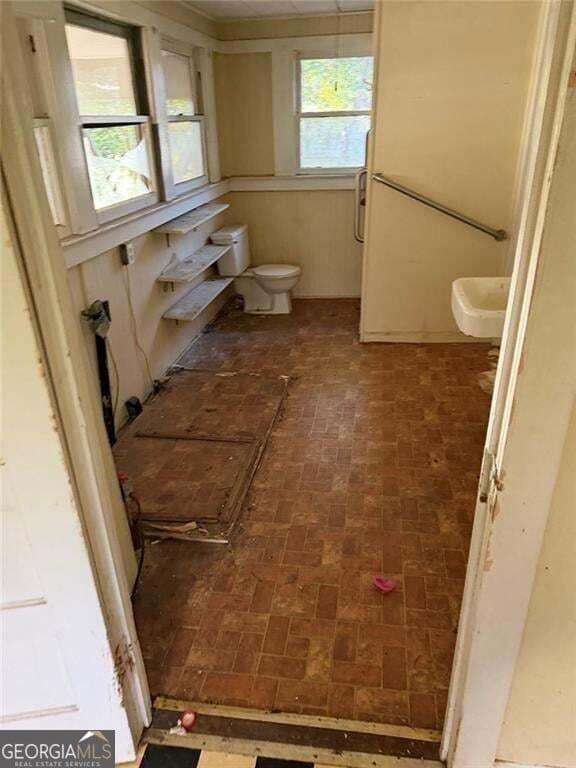 3 bedroom, 2 bathroom, 1,786 sq ft single family residence for sale at 320 W Magnolia Street, Fitzgerald, GA 31750 — photo 10
