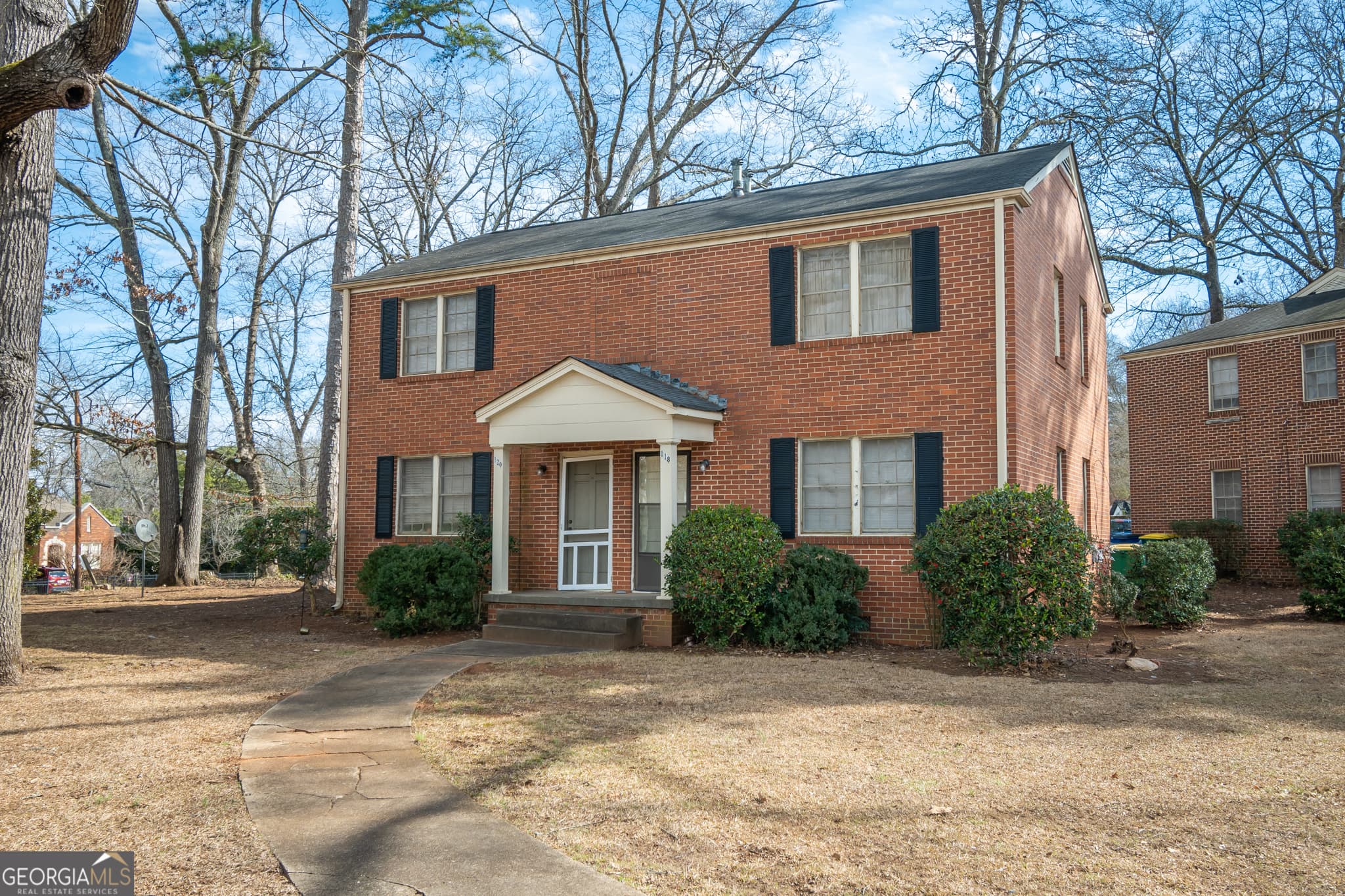 2 bedroom, 1 bathroom, 988 sq ft apartment for rent at 130 University Drive, Athens, GA 30605 for $1,750 a month — photo 2
