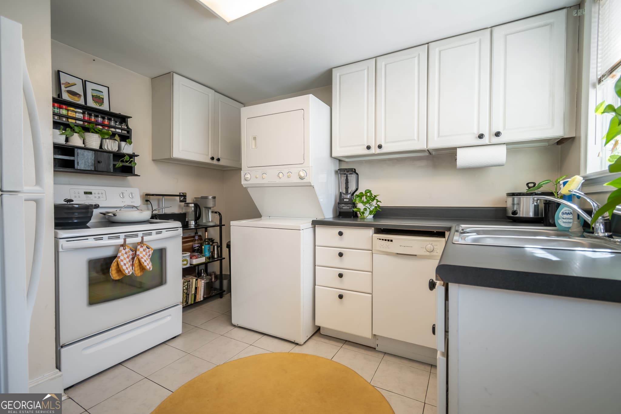 2 bedroom, 1 bathroom, 988 sq ft apartment for rent at 130 University Drive, Athens, GA 30605 for $1,750 a month — photo 9