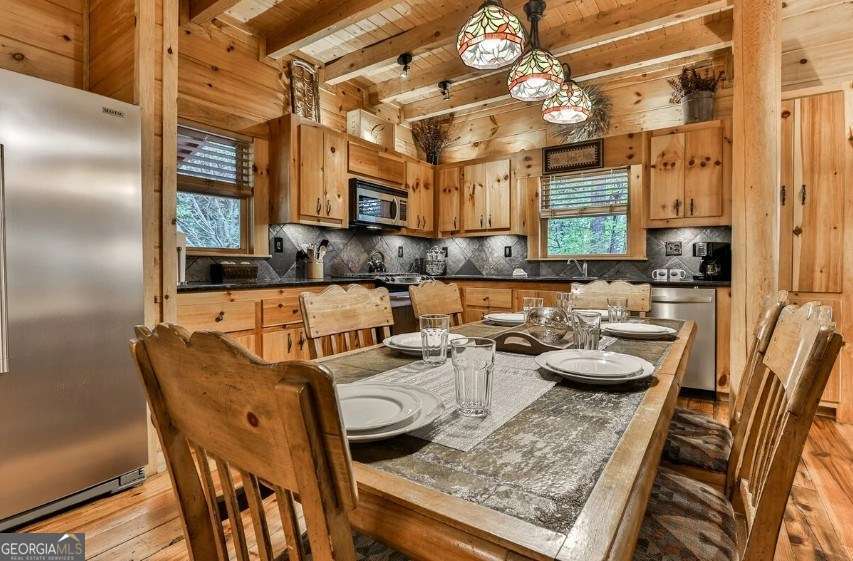4 bedroom, 3 bathroom cabin,single family residence for sale at 92 Fish Trap Road, Blue Ridge, GA 30513 — photo 10