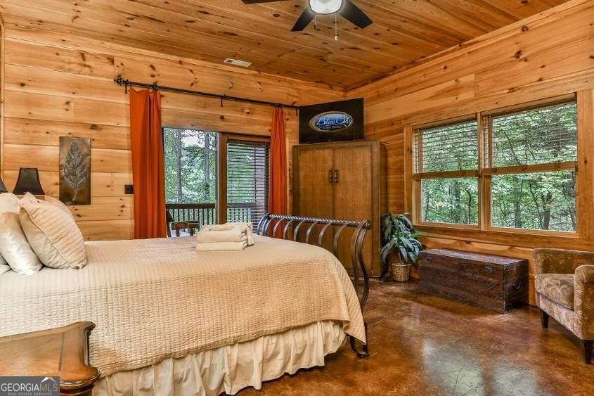 4 bedroom, 3 bathroom cabin,single family residence for sale at 92 Fish Trap Road, Blue Ridge, GA 30513 — photo 8