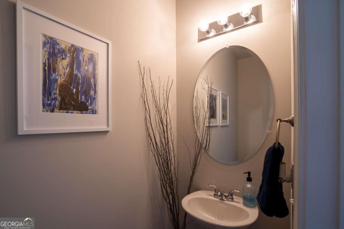 2 bedroom, 3 bathroom, 1,617 sq ft townhouse for rent at 2429 Castle Keep Way, Atlanta, GA 30316 for $2,495 a month — photo 9