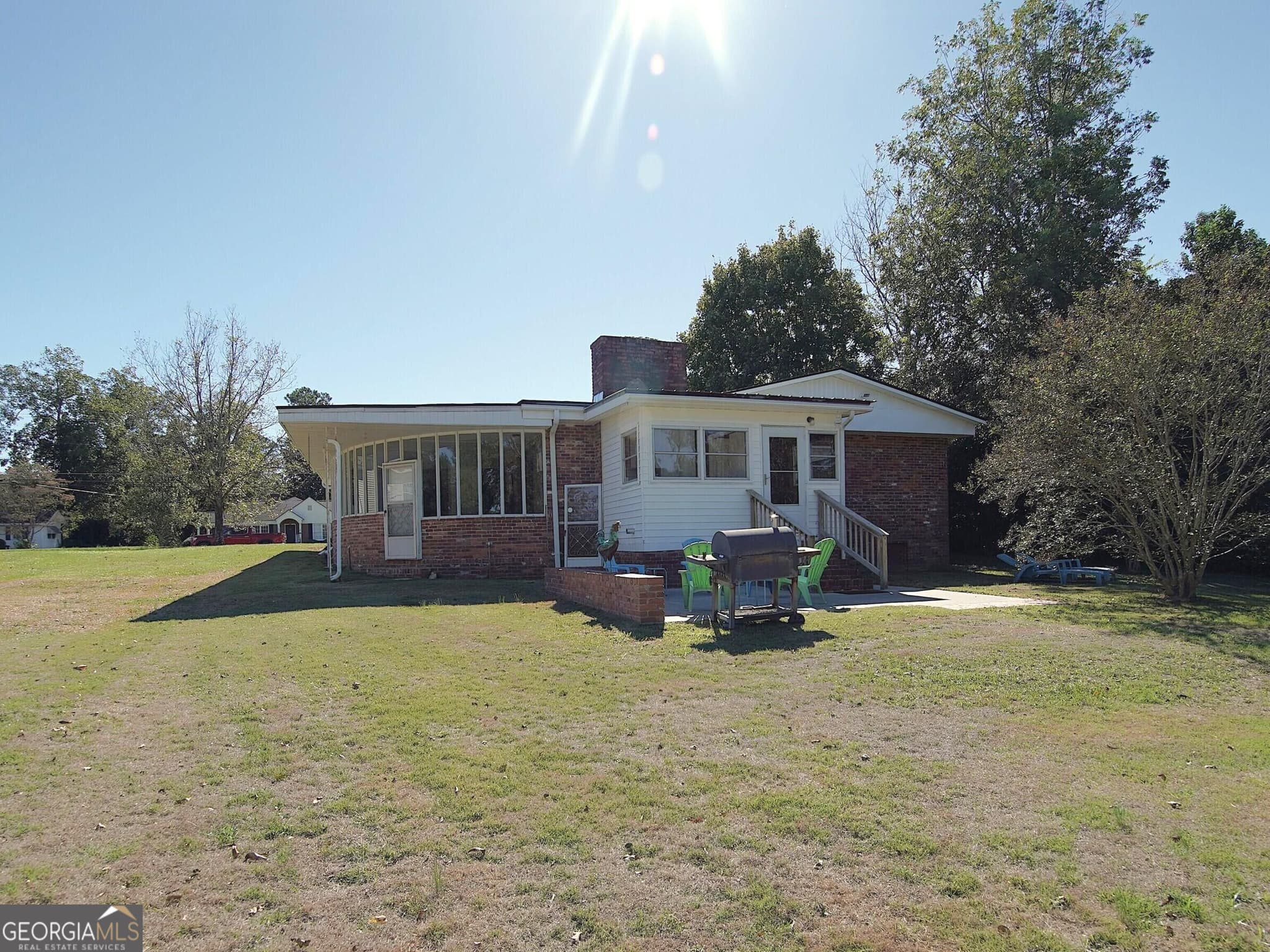 2 bedroom, 2 bathroom, 2,081 sq ft single family residence for sale at 258 W Adams Street, Tennille, GA 31089 — photo 4