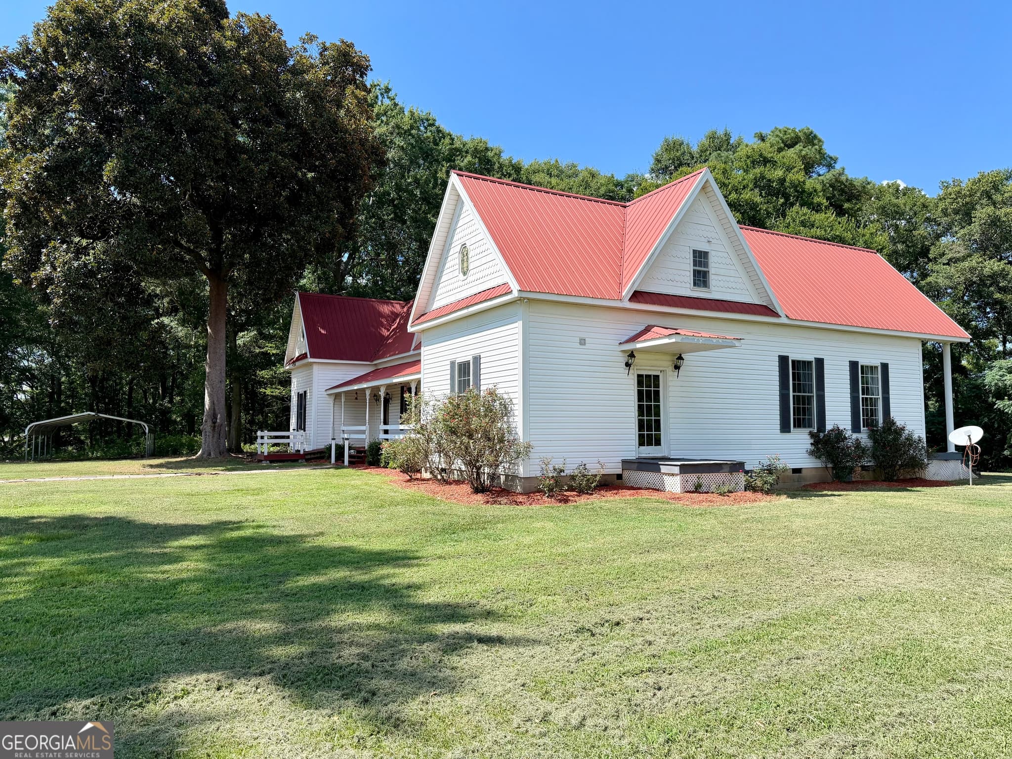 3 bedroom, 1.5 bathroom, 2,586 sq ft single family residence for sale at 3433 Ruckersville Road, Elberton, GA 30635 — photo 2