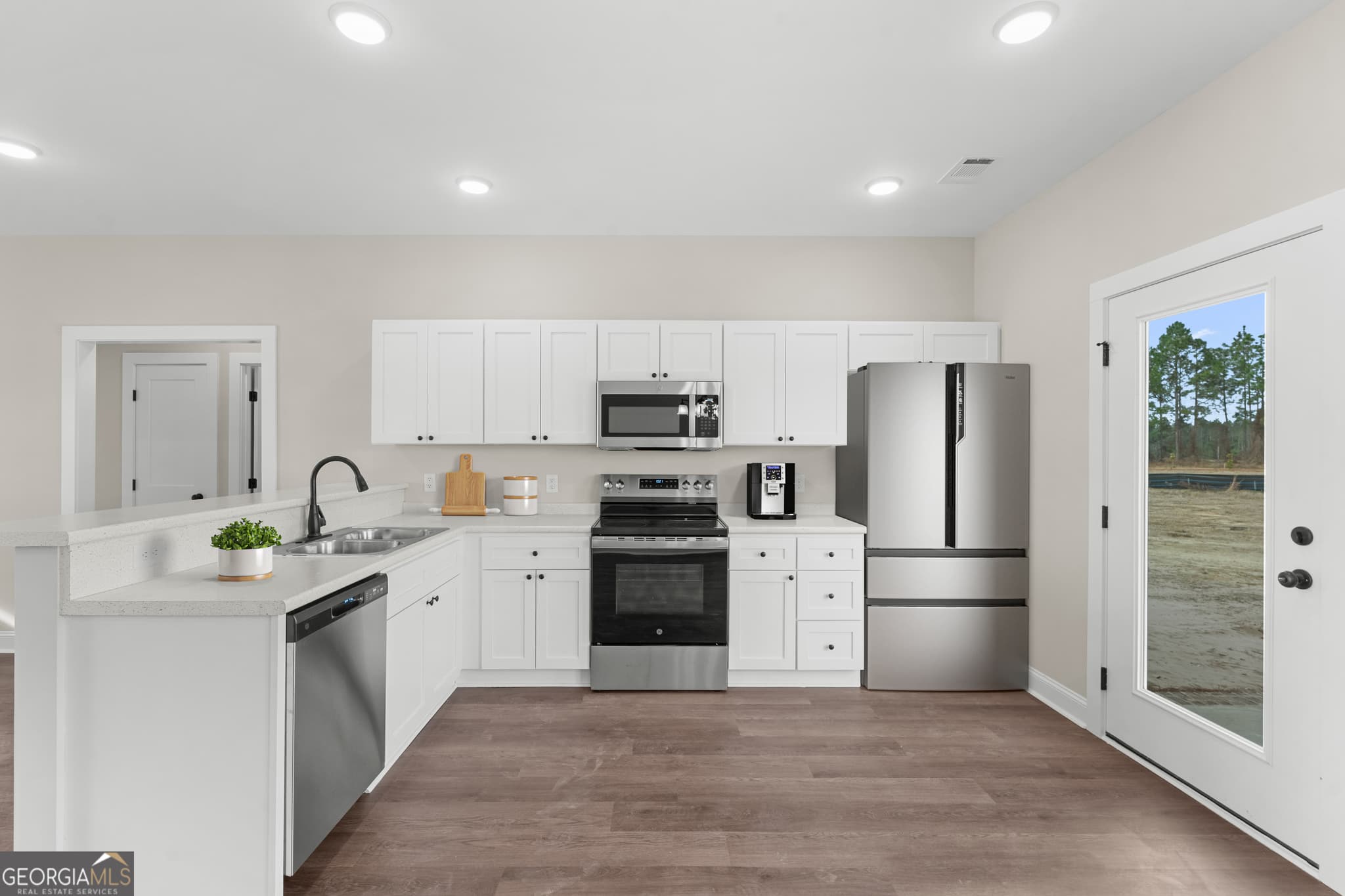 3 bedroom, 2 bathroom, 1,317 sq ft single family residence for sale at 105 Landmark Circle LOT 3, Statesboro, GA 30458 — photo 6