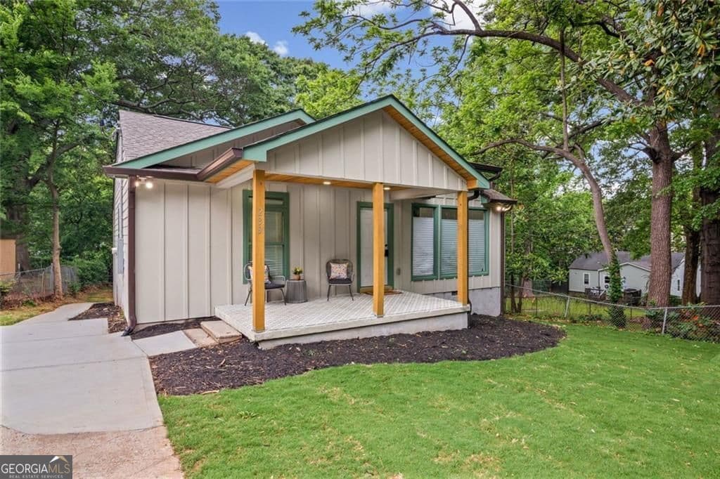 3 bedroom, 2 bathroom, 1,406 sq ft single family residence sold at 239 Haas Avenue, Atlanta, GA 30316