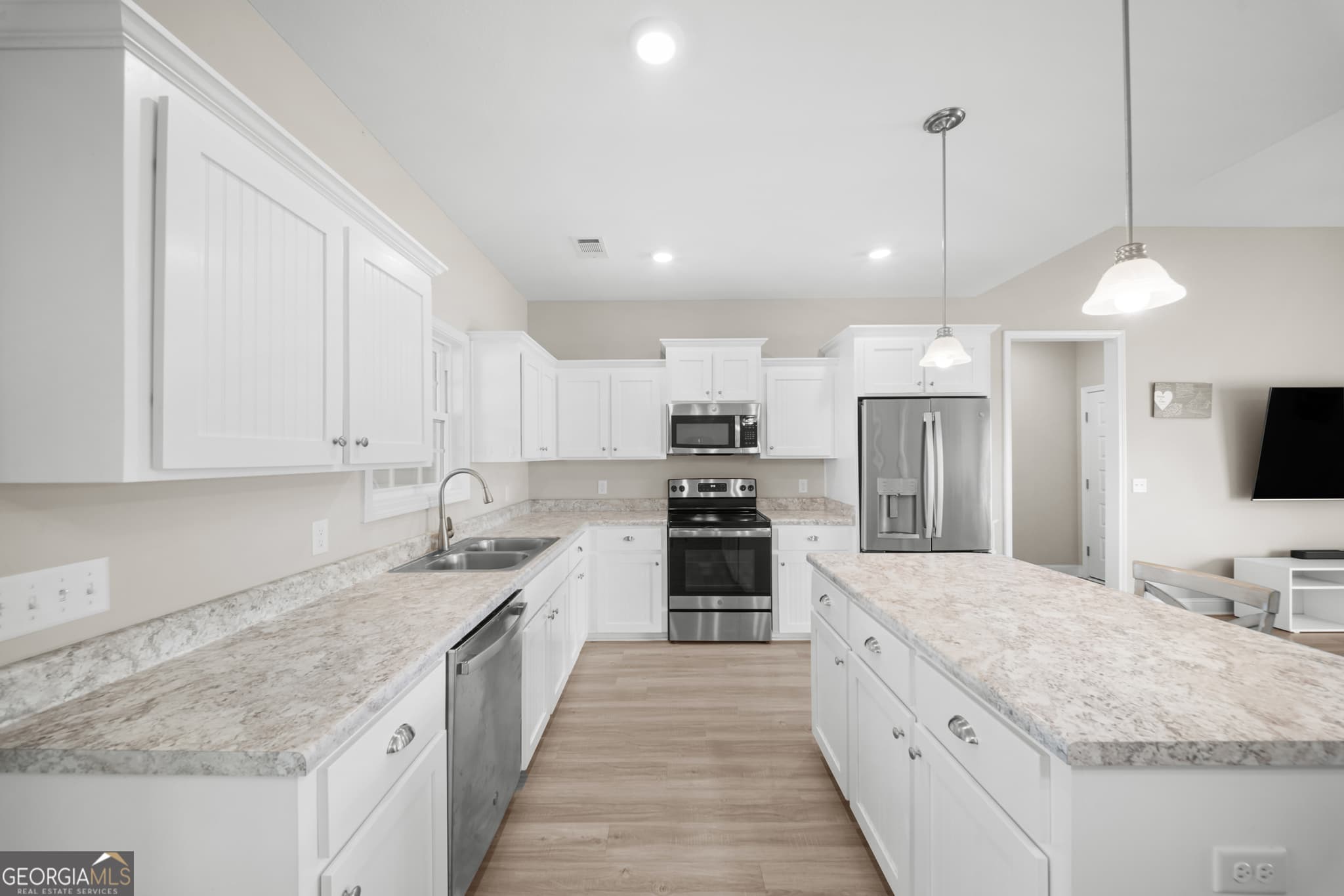 3 bedroom, 2 bathroom, 1,655 sq ft single family residence for sale at 309 Tallulah Bend, Ellabell, GA 31308 — photo 9