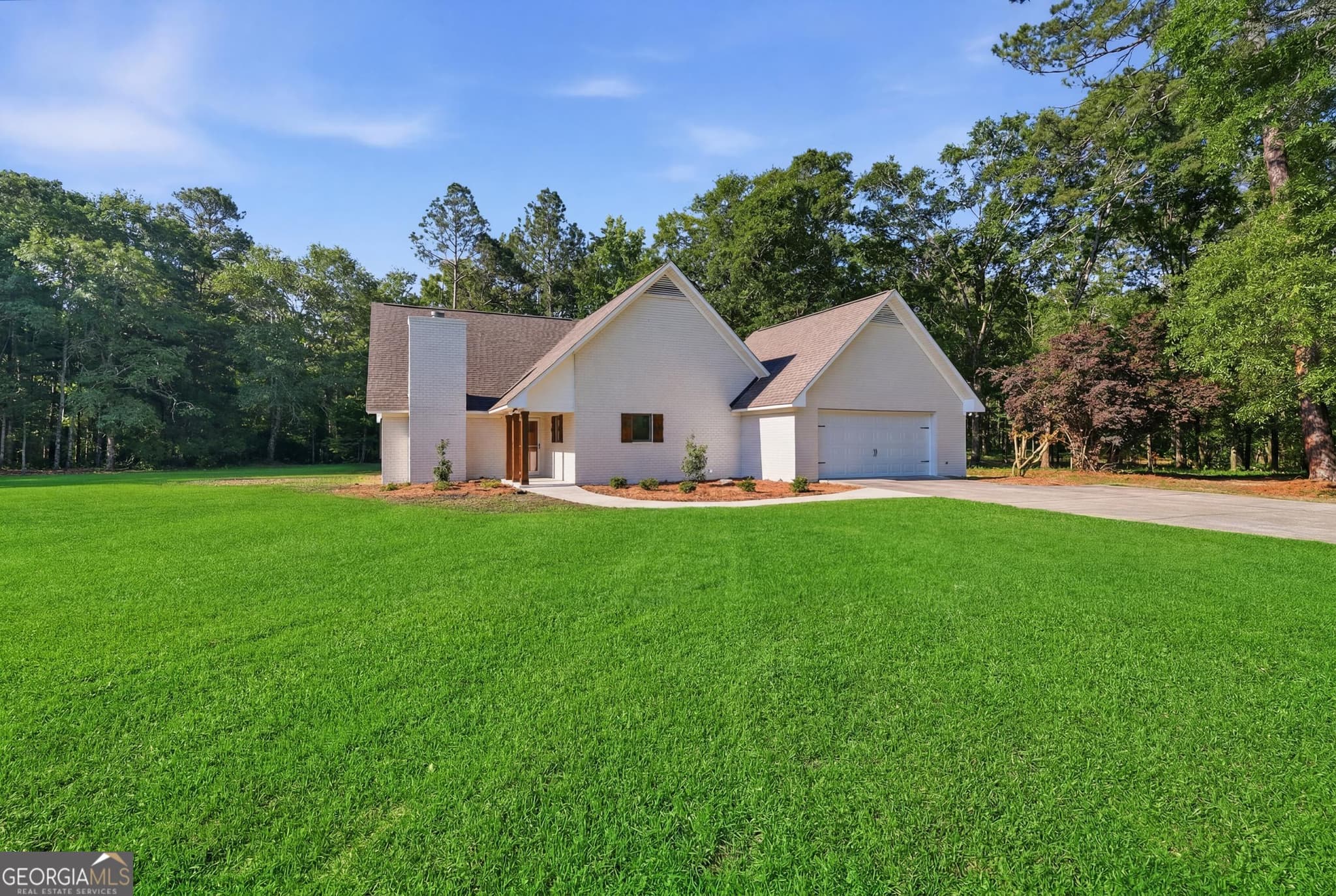 3 bedroom, 2 bathroom, 2,120 sq ft single family residence for sale at 1017 Cobb Road, Statesboro, GA 30461 — photo 2