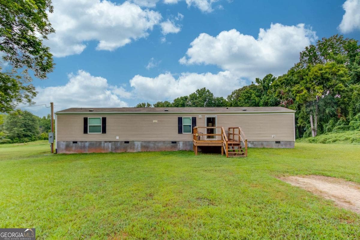 3 bedroom, 2 bathroom, 902 sq ft manufactured home,single family residence for sale at 492 Gumlog Creek Road, Martin, GA 30557 — photo 8