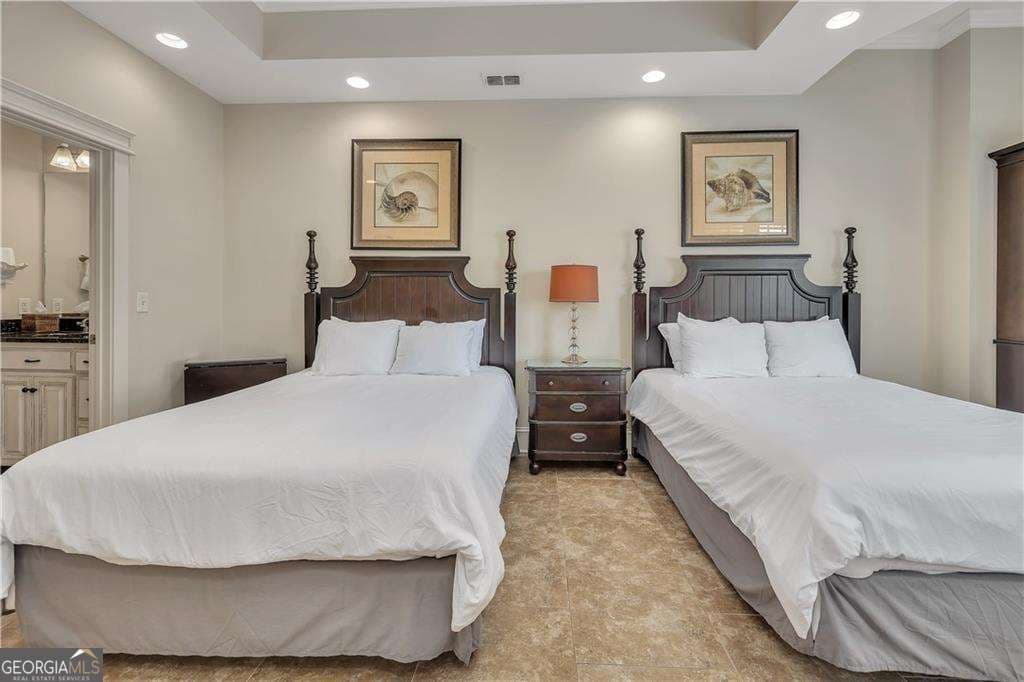 1 bedroom, 1 bathroom, 837 sq ft conversion for sale at 1015 Beachview Drive 306, St. Simons, GA 31522 — photo 8