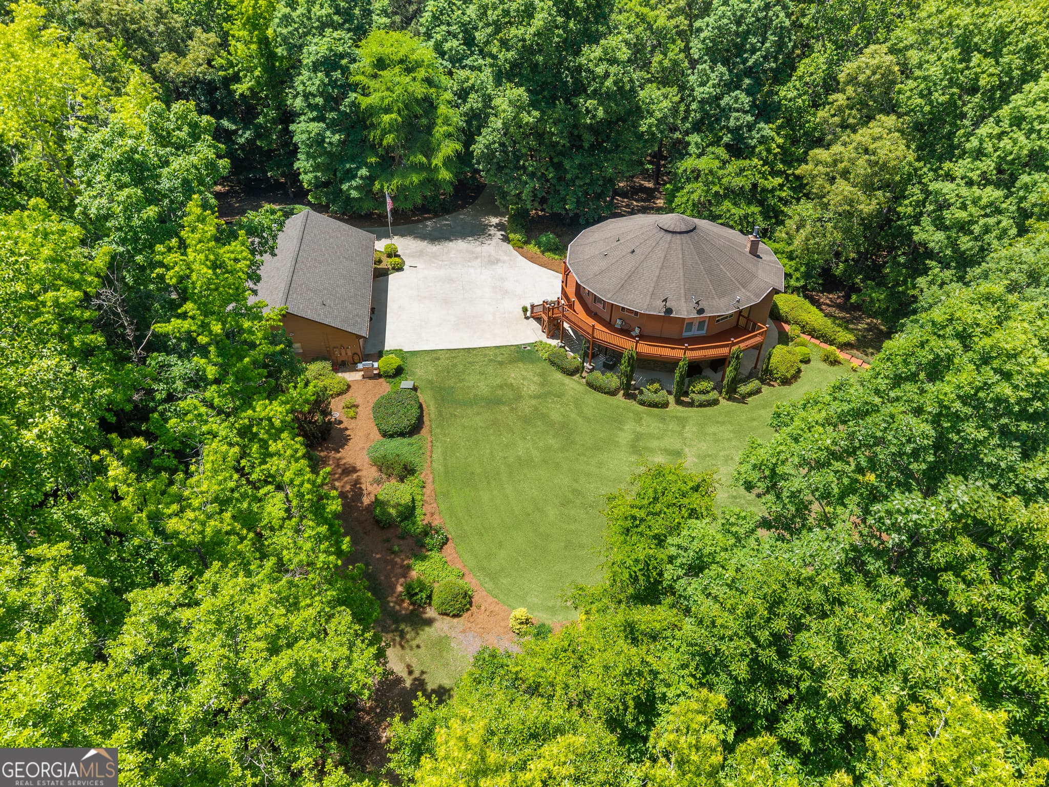 3 bedroom, 3.5 bathroom, 2,596 sq ft single family residence for sale at 1170 Cedar Grove Road, Buckhead, GA 30625 — photo 3