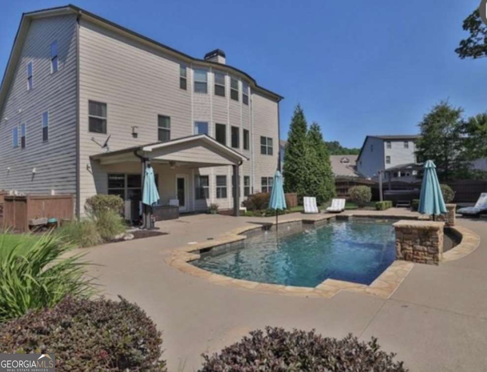 6 bedroom, 4 bathroom, 4,900 sq ft single family residence for sale at 41 Lake Sydney Drive, Dawsonville, GA 30534 — photo 7