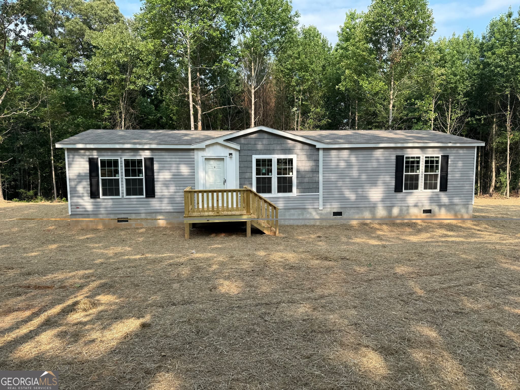 3 bedroom, 2 bathroom, 1,452 sq ft manufactured home,single family residence sold at 925 Harrison Road, Carrollton, GA 30117