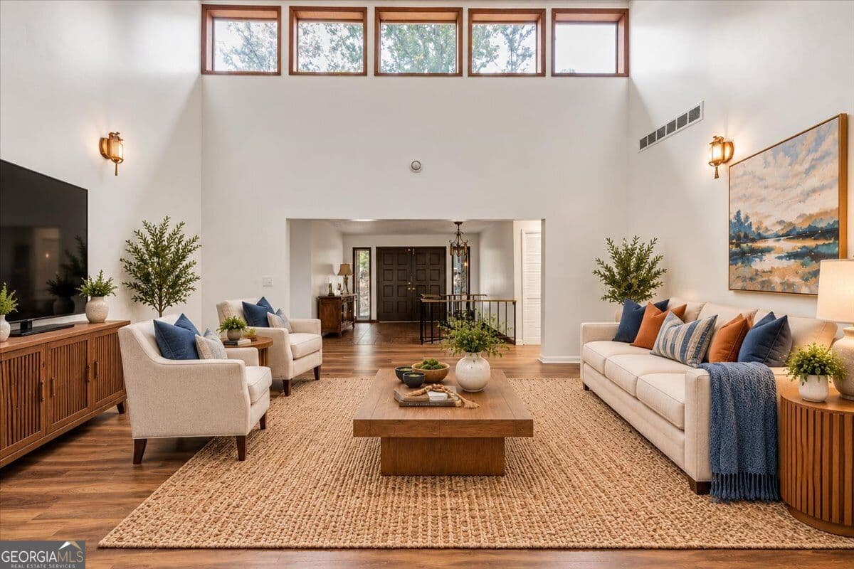 4 bedroom, 3 bathroom, 3,502 sq ft single family residence for sale at 575 Periwinkle Drive, Roswell, GA 30075 — photo 3