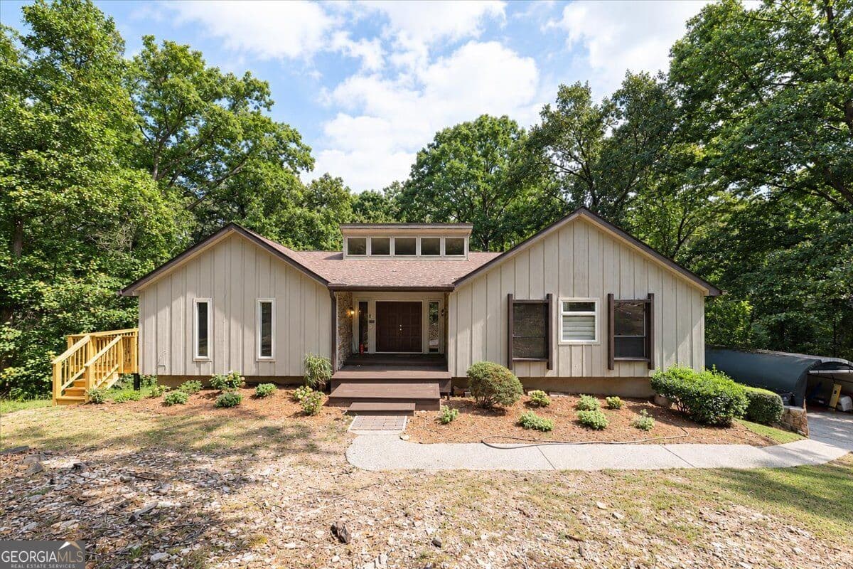 4 bedroom, 3 bathroom, 3,502 sq ft single family residence for sale at 575 Periwinkle Drive, Roswell, GA 30075 — photo 9