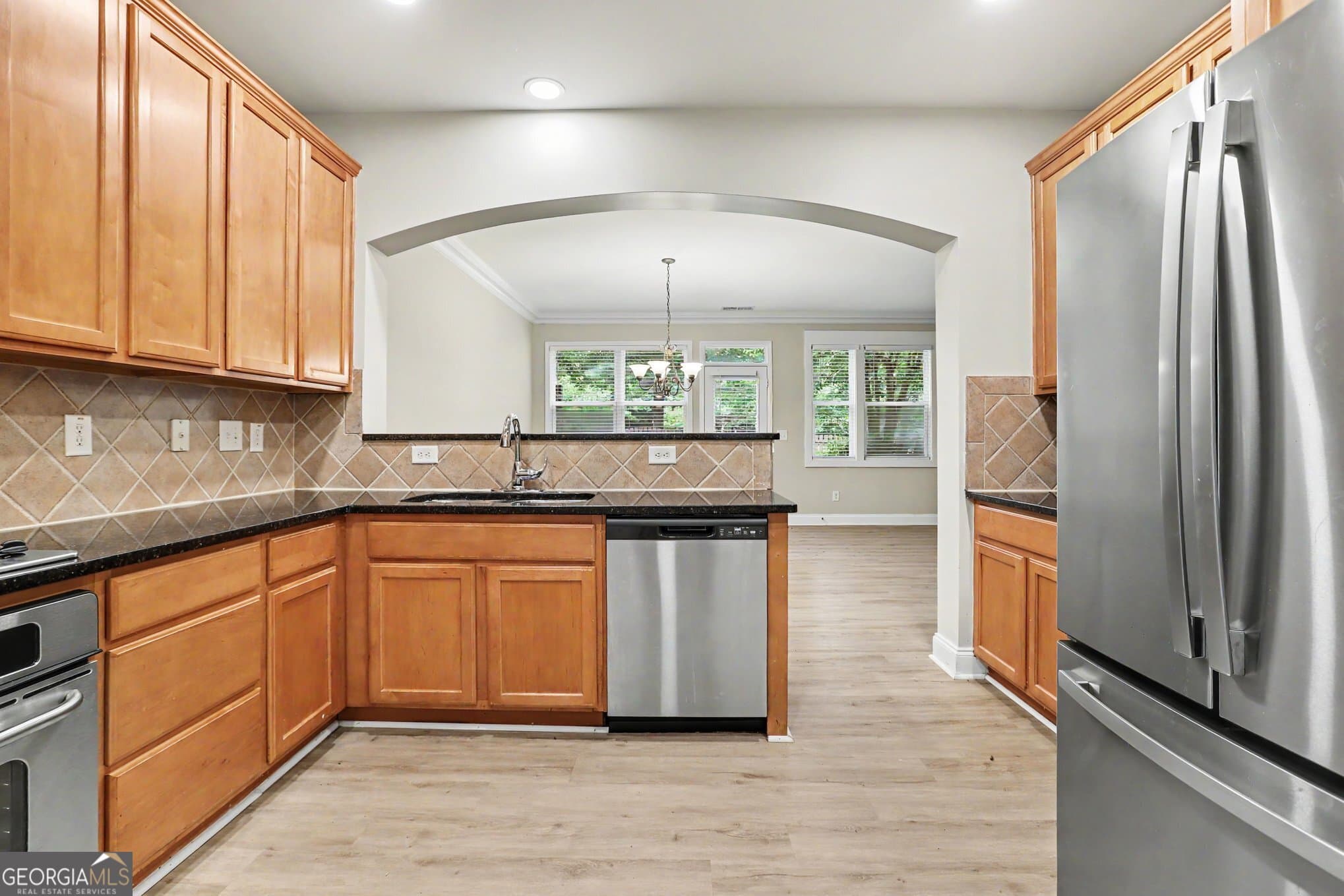 3 bedroom, 2.5 bathroom, 2,275 sq ft townhouse for sale at 4235 Cold Spring Court, Cumming, GA 30041 — photo 10