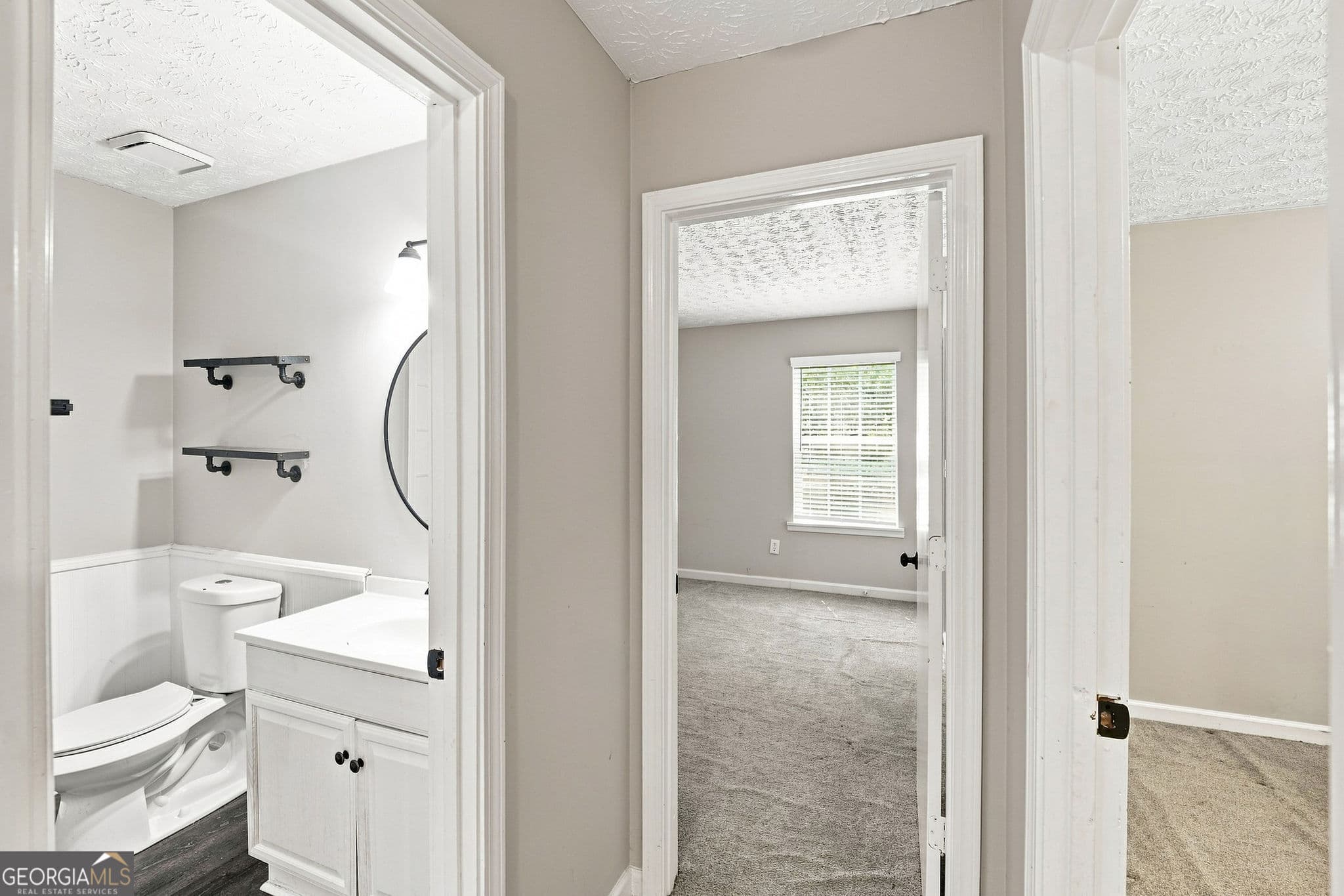3 bedroom, 2 bathroom, 1,332 sq ft single family residence for sale at 2313 Ivy Crest Drive, Buford, GA 30519 — photo 7