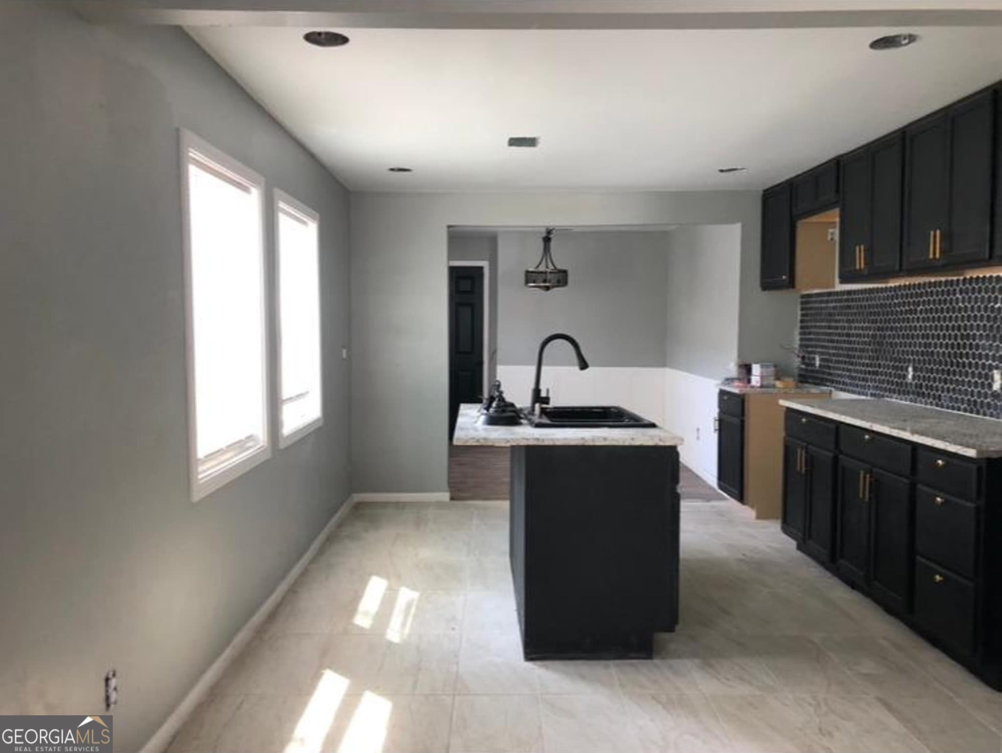 3 bedroom, 2 bathroom, 1,500 sq ft single family residence for sale at 652 Moreland Avenue, Macon, GA 31206 — photo 5
