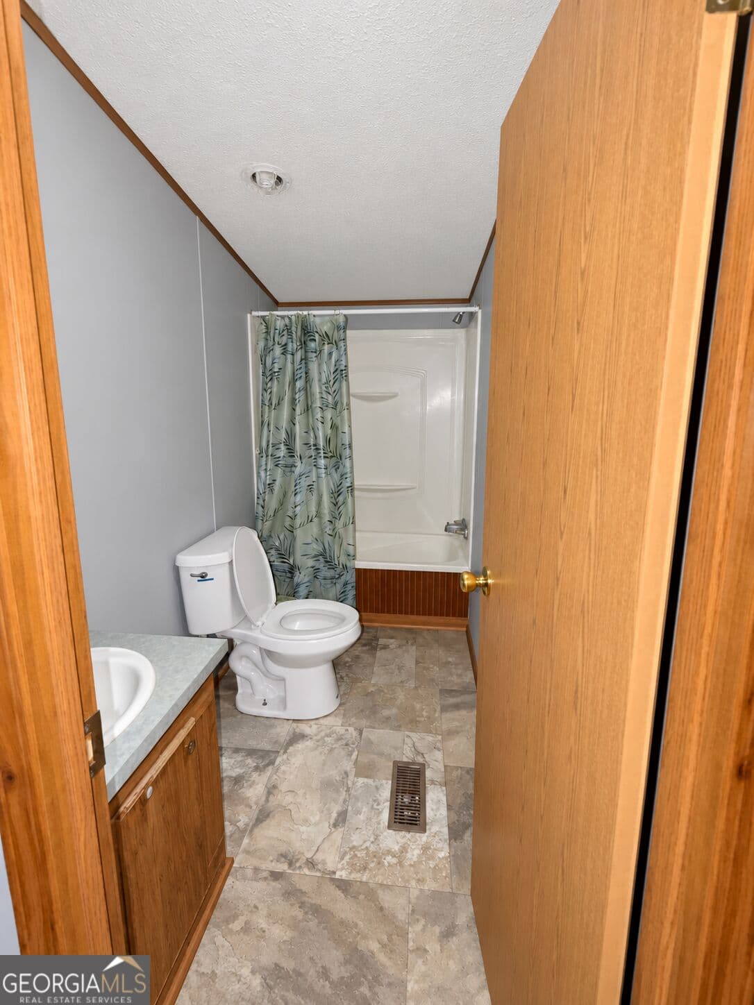 4 bedroom, 2 bathroom, 1,680 sq ft single family residence for sale at 272 Chase Drive, East Dublin, GA 31027 — photo 7