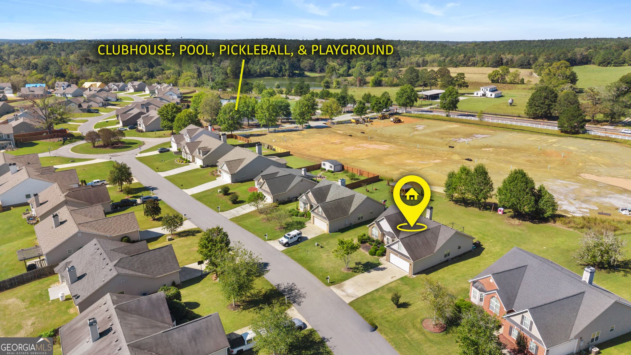 3 bedroom, 2 bathroom, 2,125 sq ft single family residence for sale at 117 Oakwood Drive, Eatonton, GA 31024 — photo 2