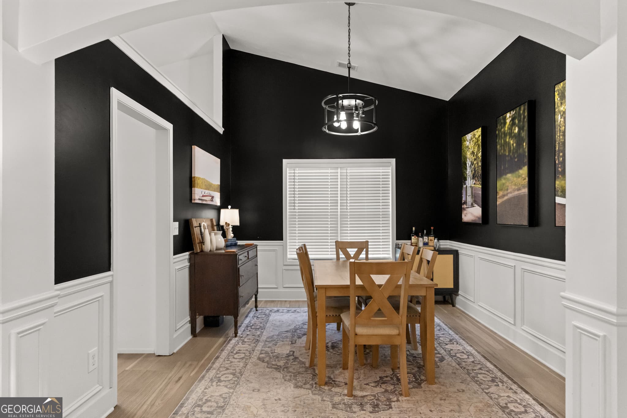 3 bedroom, 2 bathroom, 2,125 sq ft single family residence for sale at 117 Oakwood Drive, Eatonton, GA 31024 — photo 8