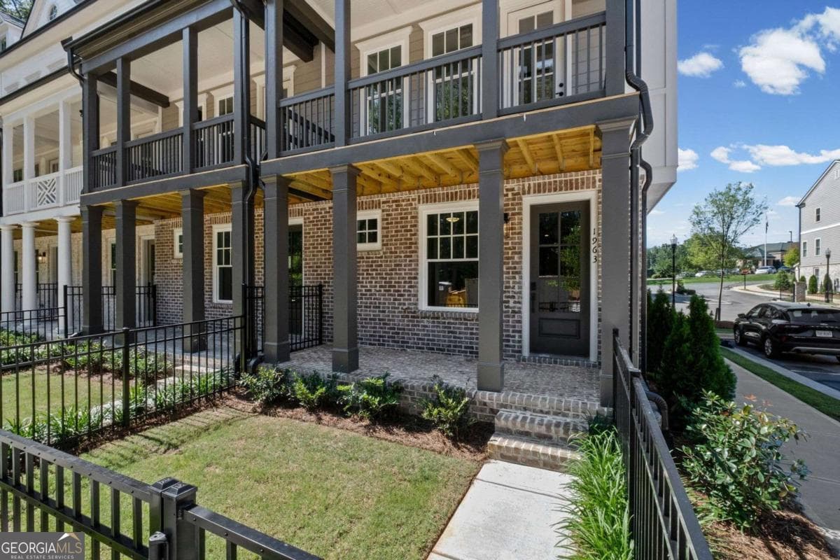 3 bedroom, 3.5 bathroom townhouse for sale at 1963 Flying Scotsman Drive 20, Kennesaw, GA 30144 — photo 4