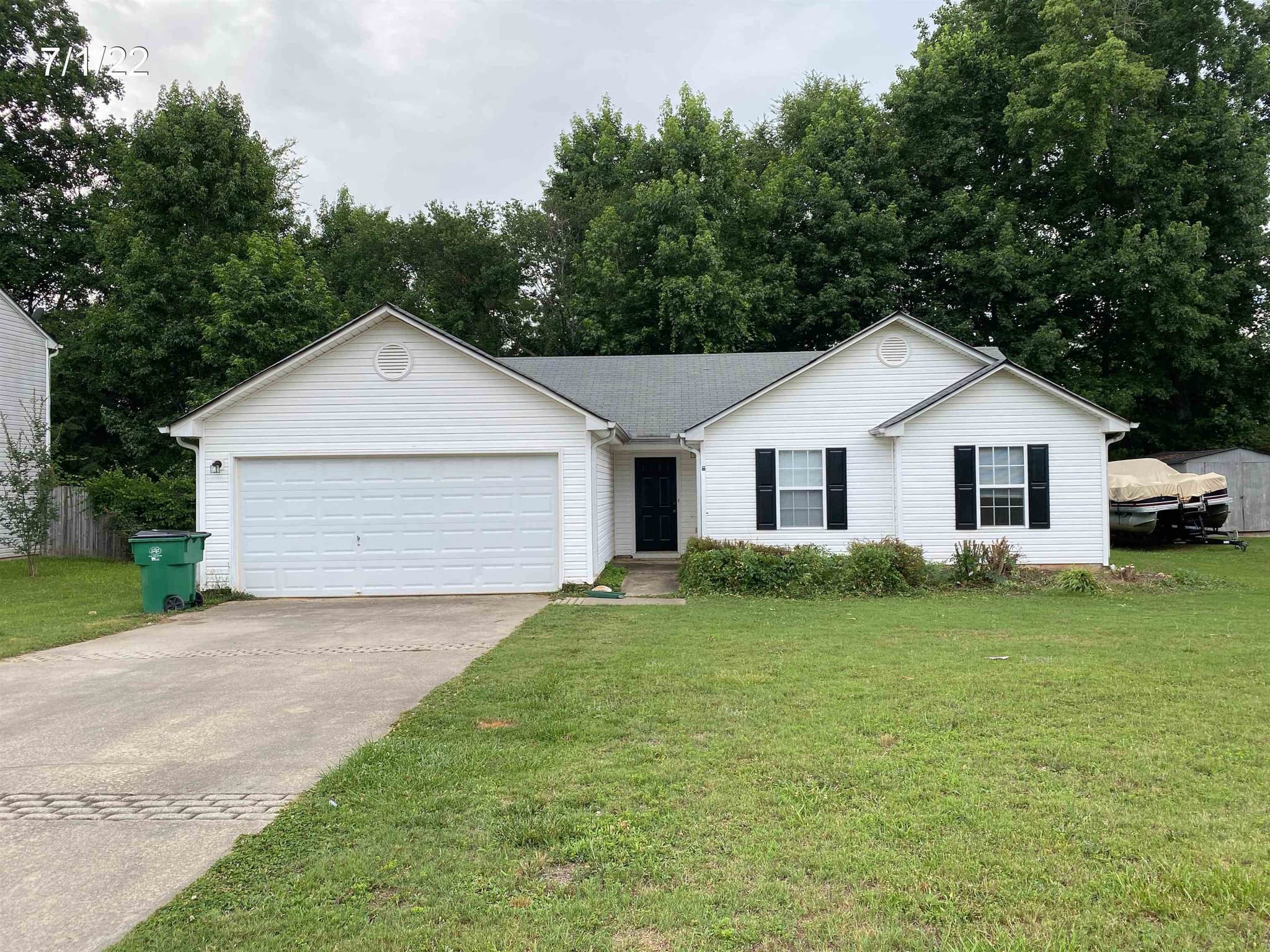 3 bedroom, 2 bathroom, 1,275 sq ft single family residence for rent at 413 Shenandoah Court, Winder, GA 30680 for $1,795 a month