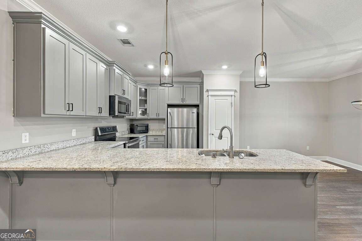 4 bedroom, 2 bathroom, 2,188 sq ft single family residence for sale at 15 Landings Road, Brunswick, GA 31525 — photo 6