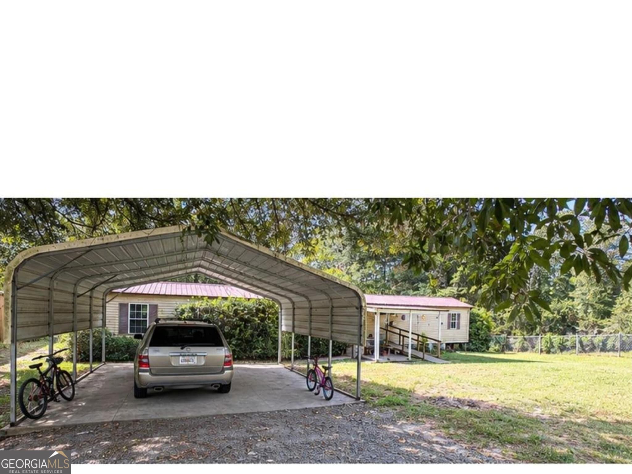 multi family for sale at 100 Pine Crest Drive, Eastman, GA 31023 — photo 3