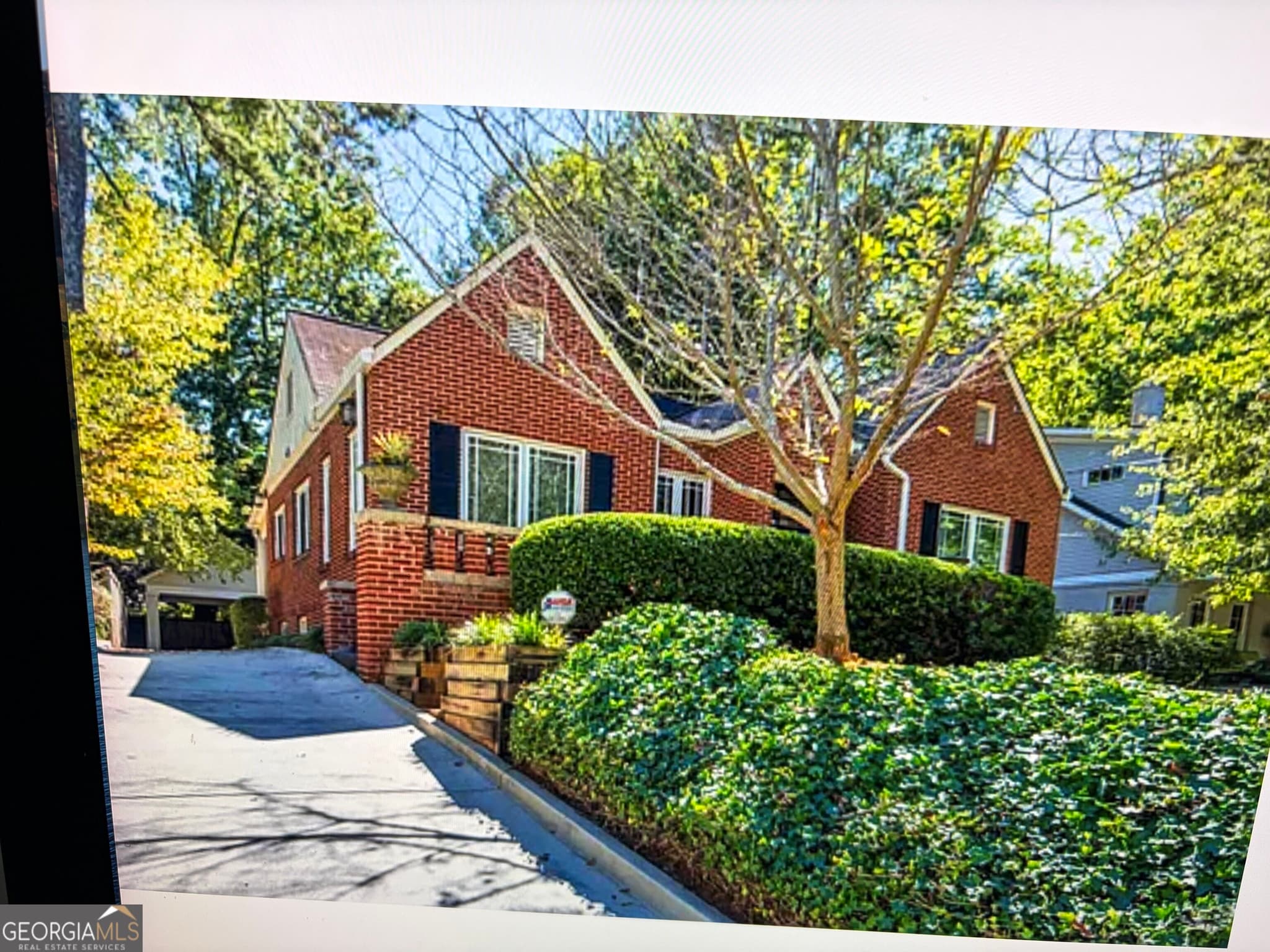 3 bedroom, 3 bathroom, 2,500 sq ft single family residence for rent at 707 Cumberland Road, Atlanta, GA 30306 for $5,995 a month — photo 1 of 1