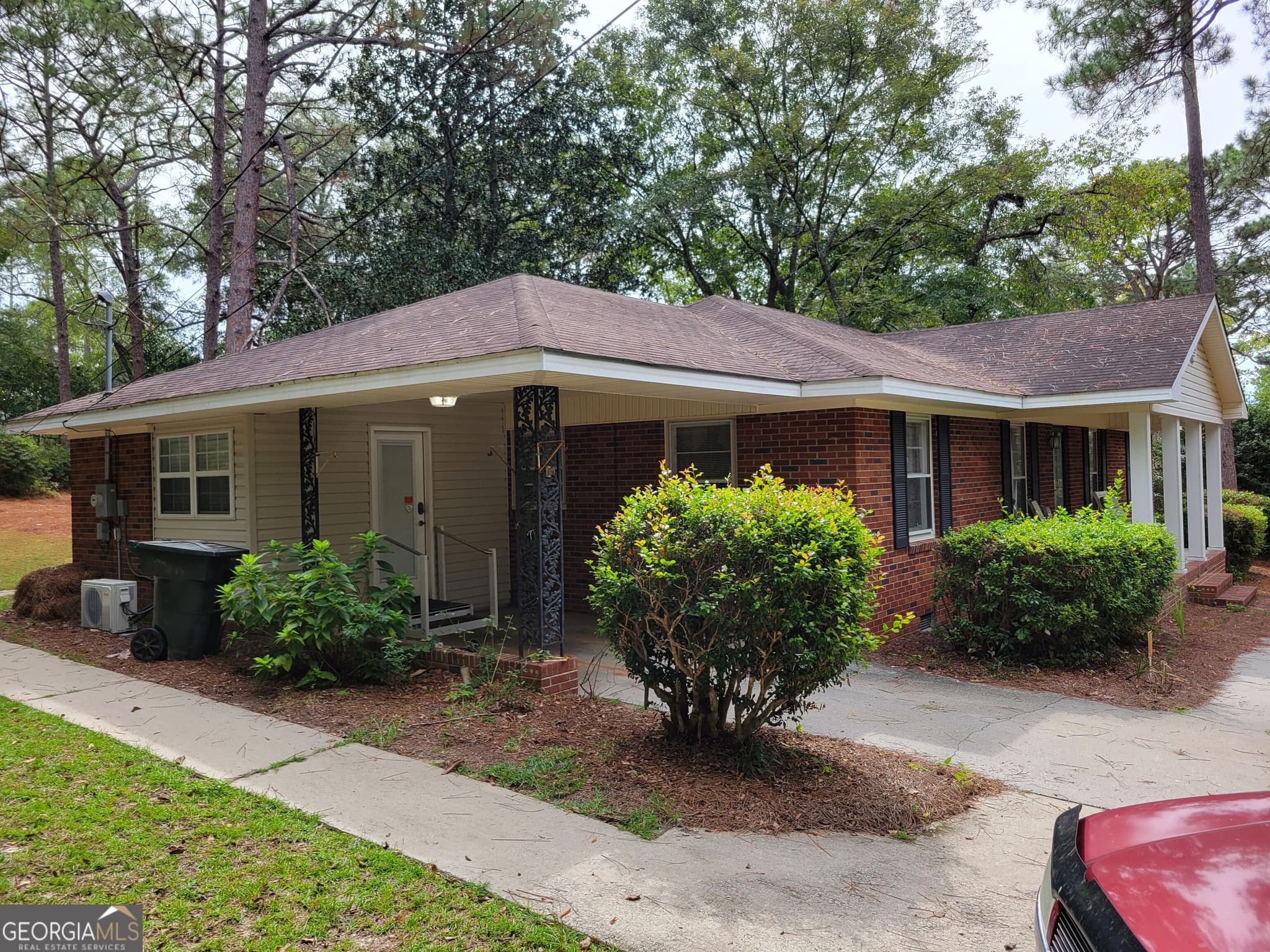 3 bedroom, 2 bathroom, 1,704 sq ft single family residence for sale at 107 Nottingham Trail, Statesboro, GA 30458 — photo 6