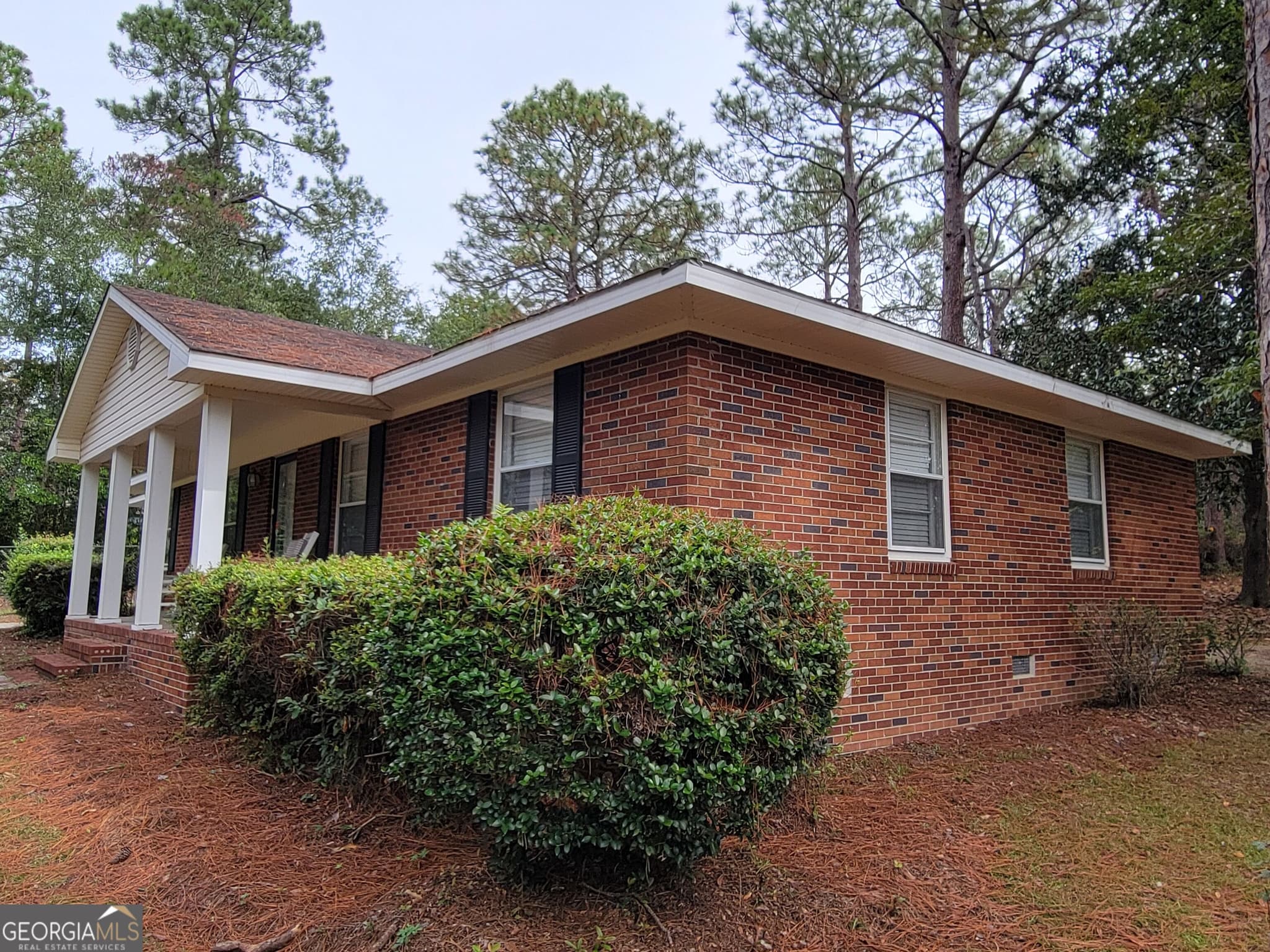 3 bedroom, 2 bathroom, 1,704 sq ft single family residence for sale at 107 Nottingham Trail, Statesboro, GA 30458 — photo 5