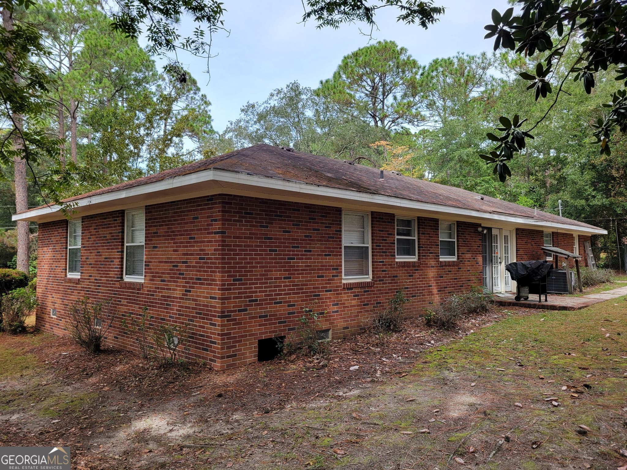 3 bedroom, 2 bathroom, 1,704 sq ft single family residence for sale at 107 Nottingham Trail, Statesboro, GA 30458 — photo 8