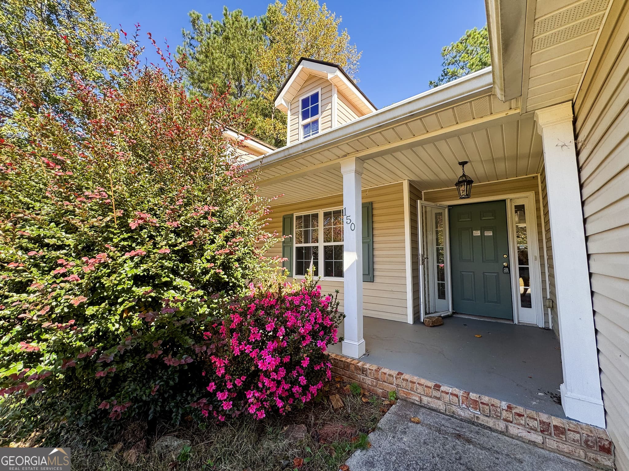 3 bedroom, 2 bathroom, 1,876 sq ft single family residence for sale at 150 Morning View Dr, Temple, GA 30179 — photo 3