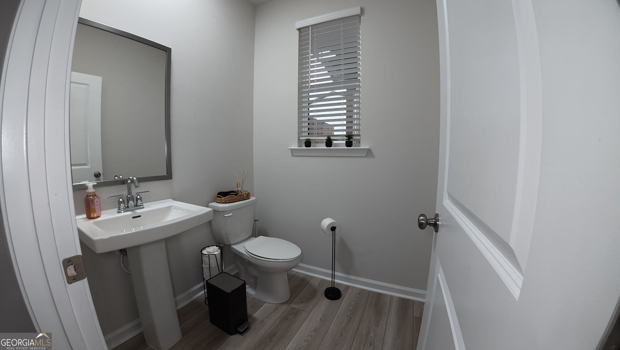 4 bedroom, 3.5 bathroom townhouse for sale at 320 Cornett Way, Lawrenceville, GA 30046 — photo 9
