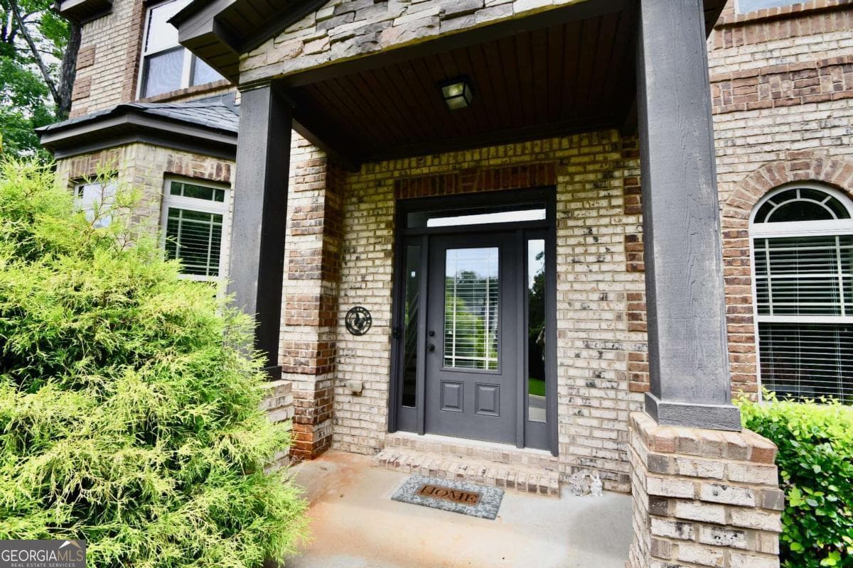 4 bedroom, 2.5 bathroom, 3,846 sq ft single family residence for sale at 1140 Riverhill Drive, Bishop, GA 30621 — photo 3