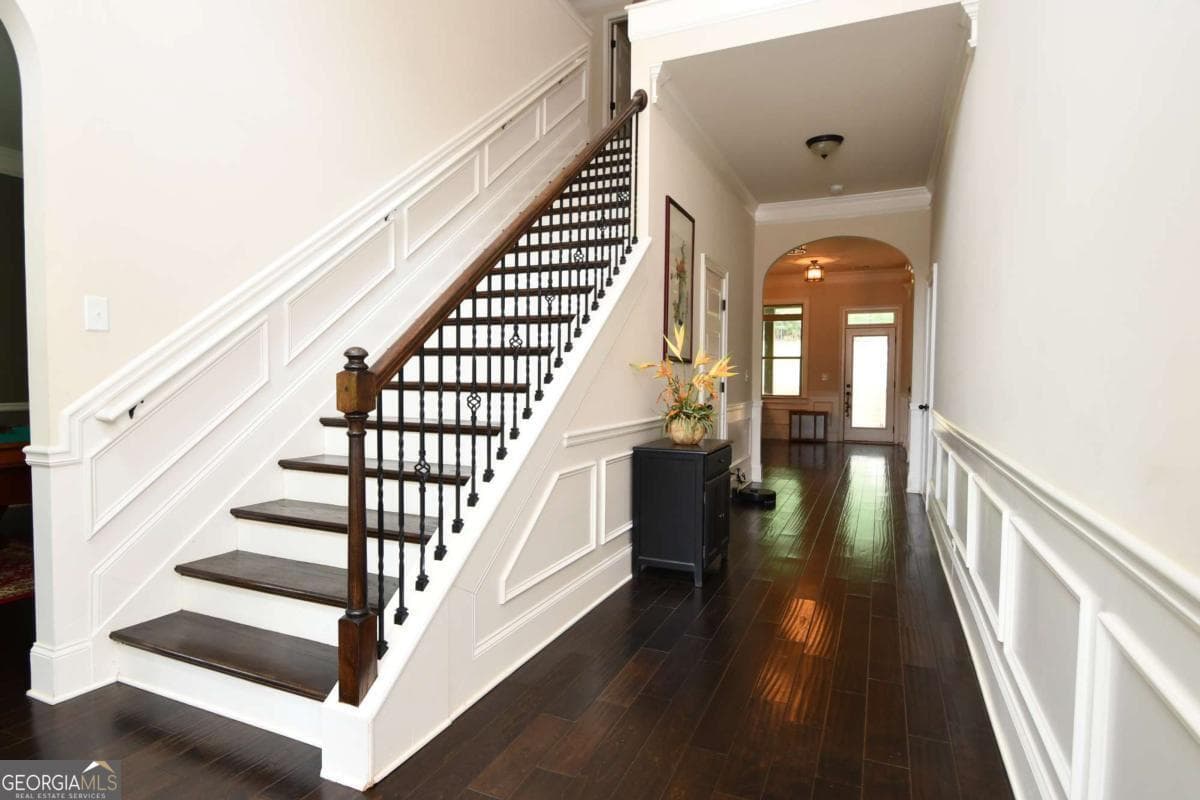 4 bedroom, 2.5 bathroom, 3,846 sq ft single family residence for sale at 1140 Riverhill Drive, Bishop, GA 30621 — photo 4