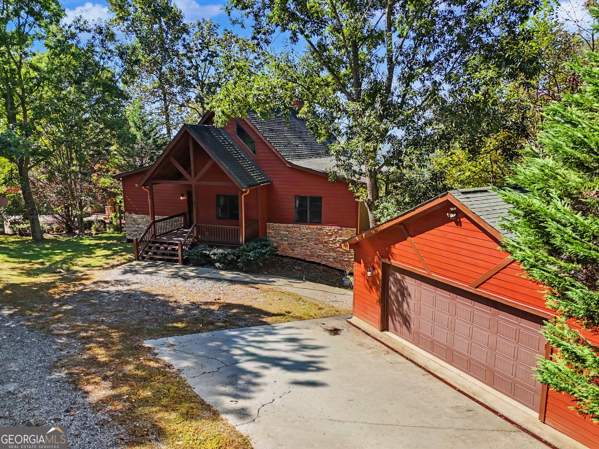 4 bedroom, 2.5 bathroom, 2,583 sq ft single family residence for sale at 40 Teagan Way, Hiawassee, GA 30546 — photo 3