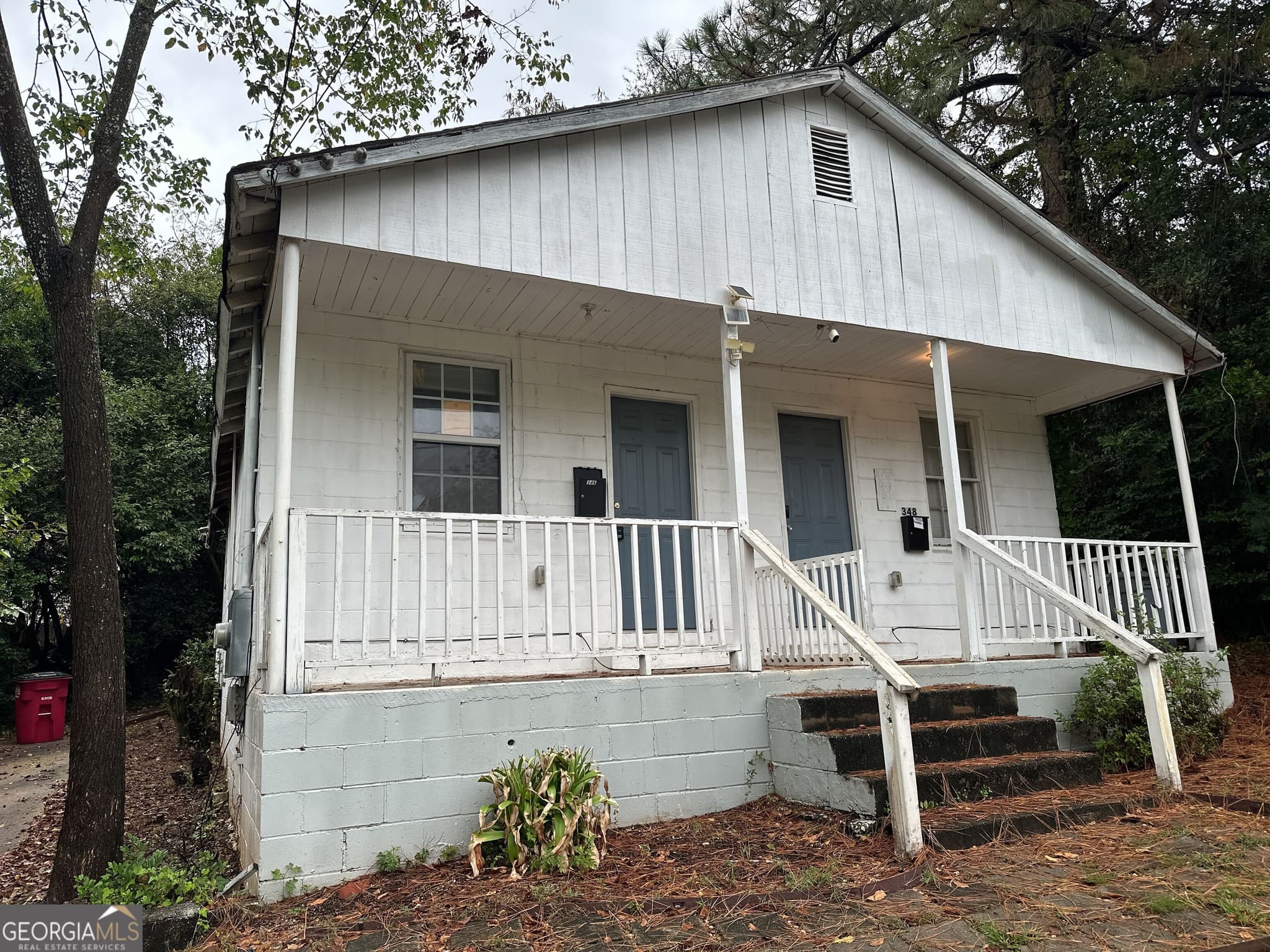 2 bedroom, 2 bathroom, 1,410 sq ft single family residence for sale at 346 Astor Street, Macon, GA 31217 — photo 1 of 8
