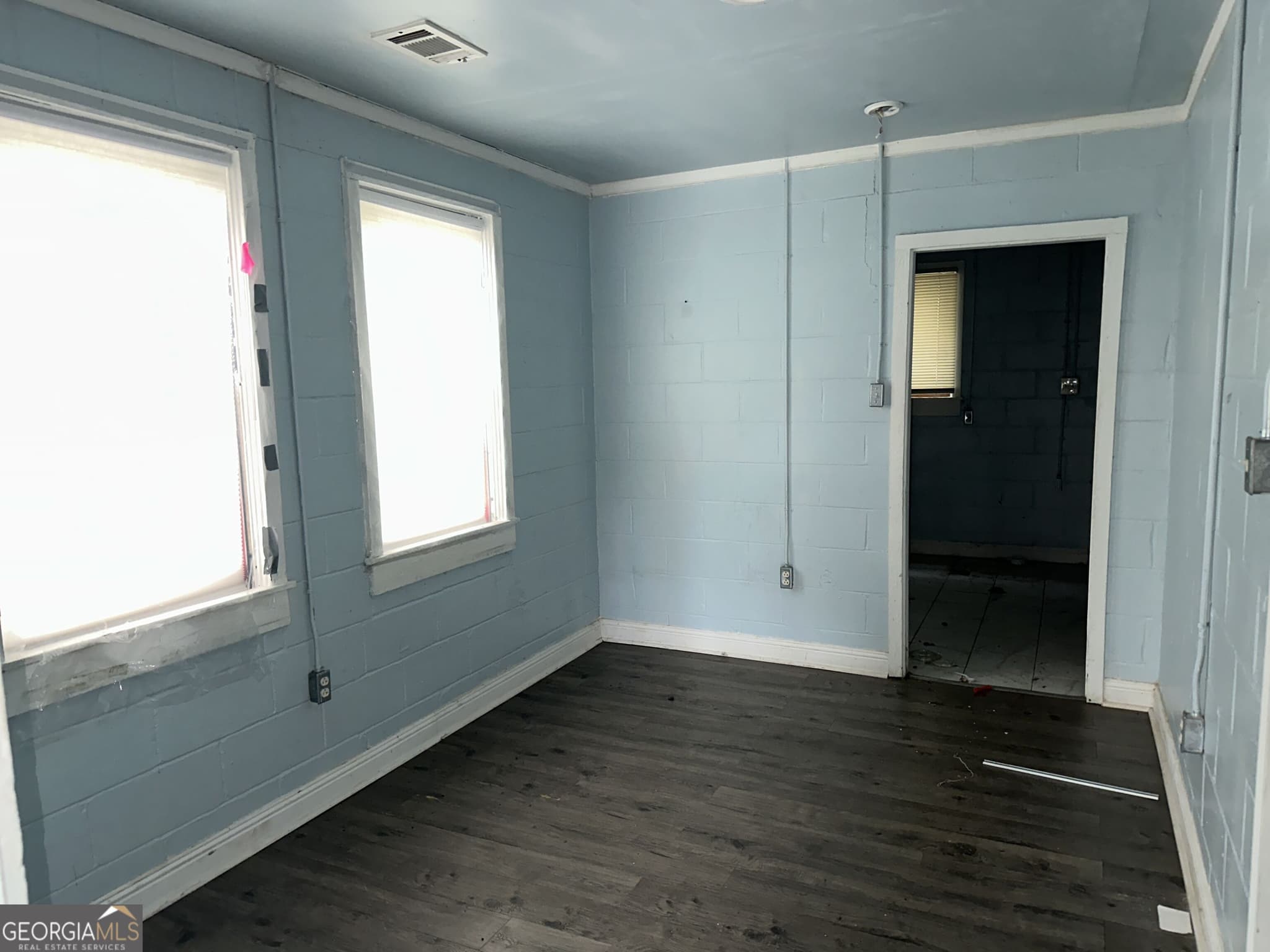2 bedroom, 2 bathroom, 1,410 sq ft single family residence for sale at 346 Astor Street, Macon, GA 31217 — photo 5