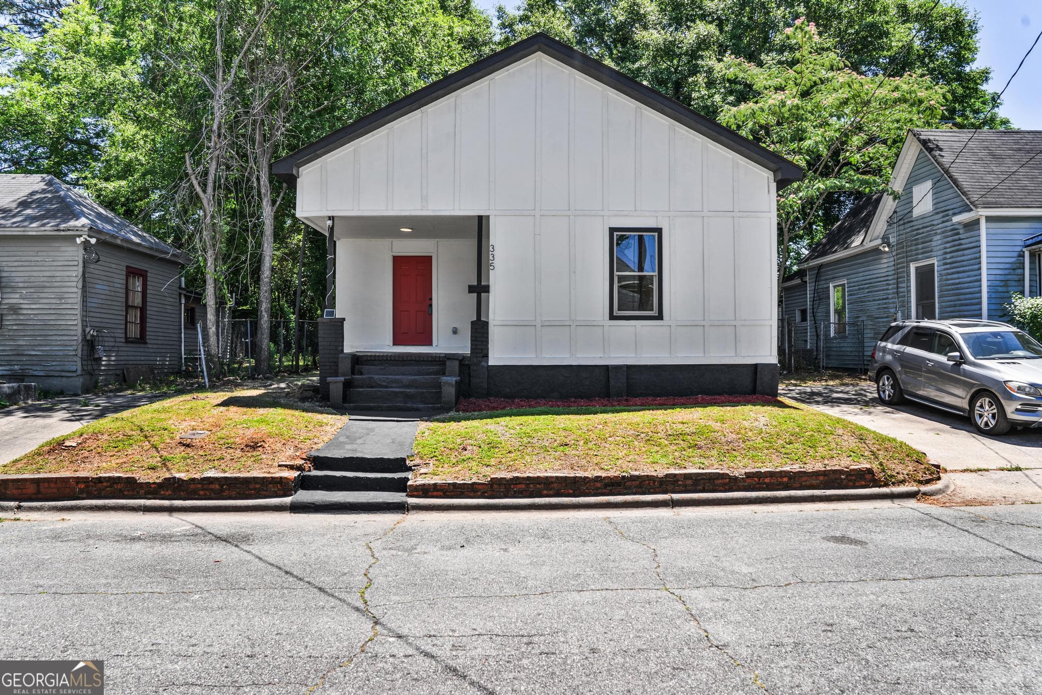 5 bedroom, 3 bathroom, 1,632 sq ft single family residence sold at 335 Lincoln Avenue, Macon, GA 31201
