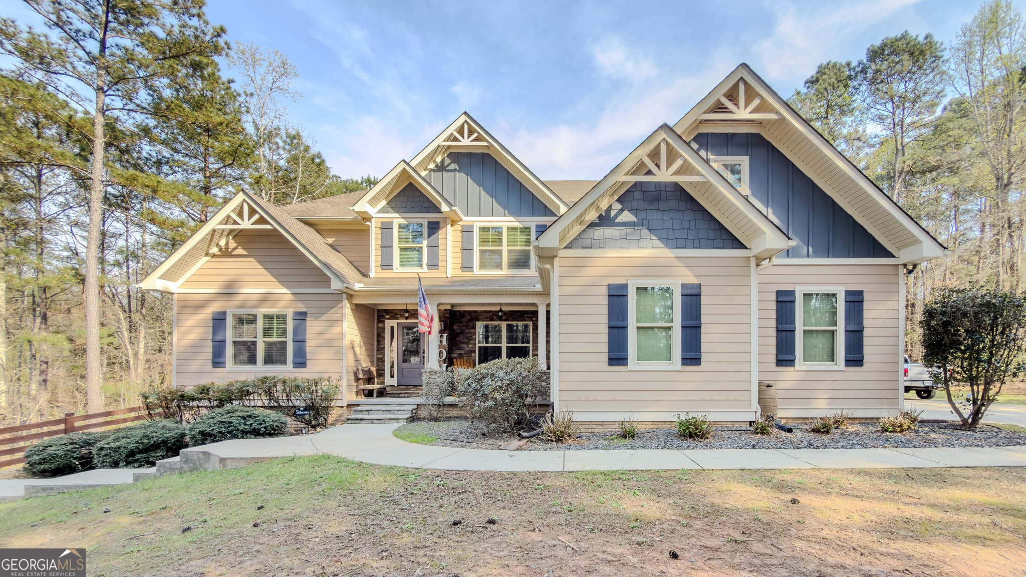 7 bedroom, 5 bathroom, 5,983 sq ft single family residence for sale at 37 Farmstead Way, Senoia, GA 30276 — photo 1 of 121